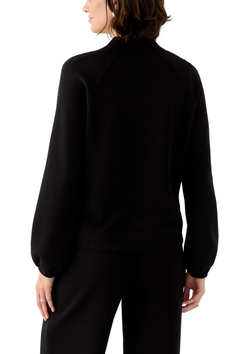 Womens Long Sleeve V-Neck Free Flow Top