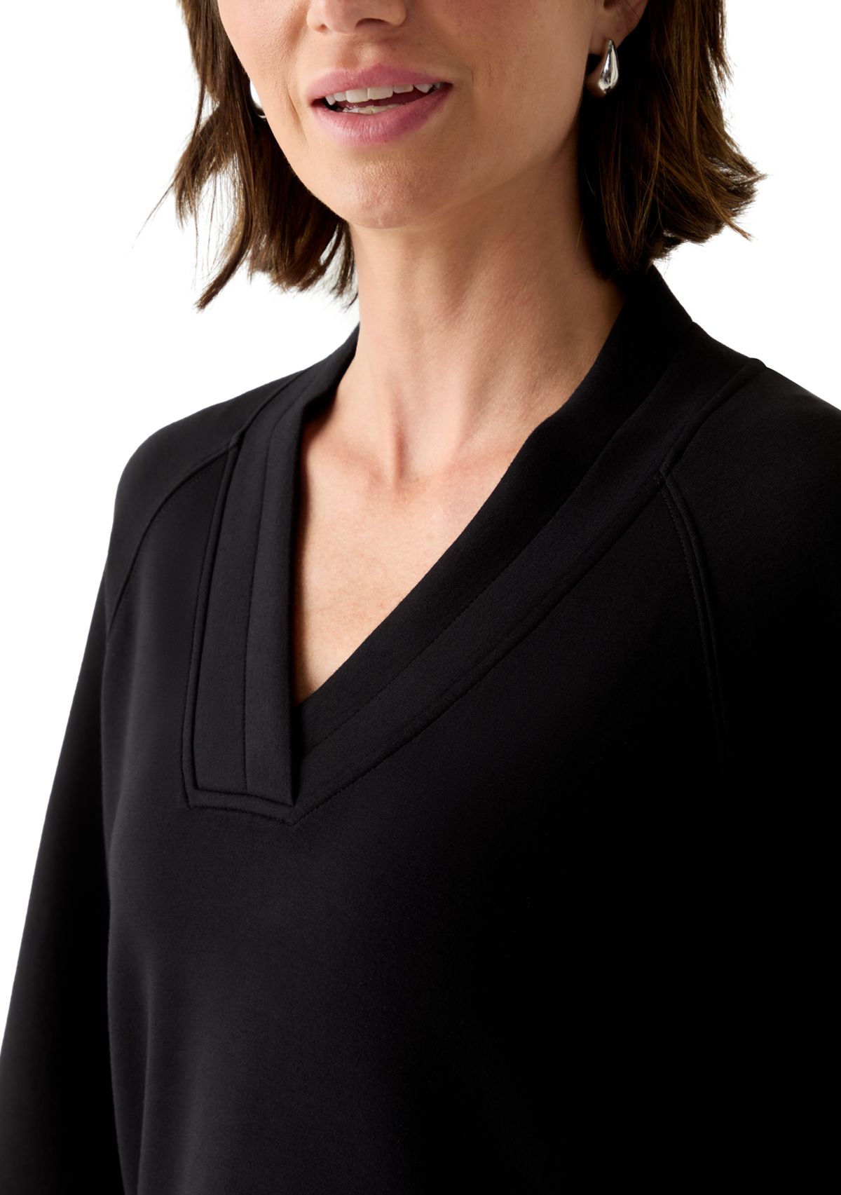 Womens Long Sleeve V-Neck Free Flow Top