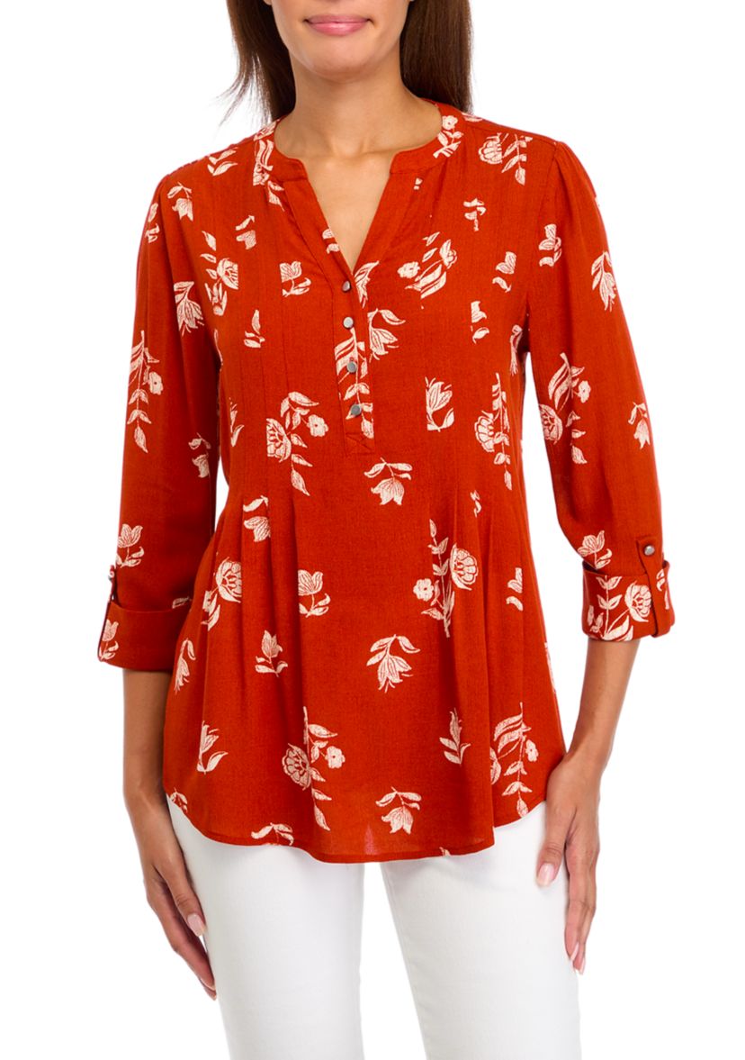 Womens 3/4 Sleeve Split Neck Printed Top