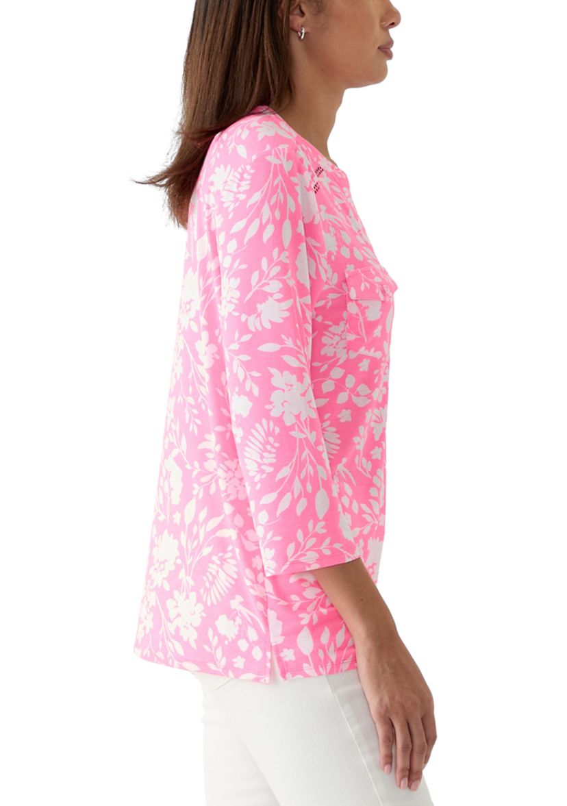 Womens 3/4 Sleeve Printed Knit Henley Top