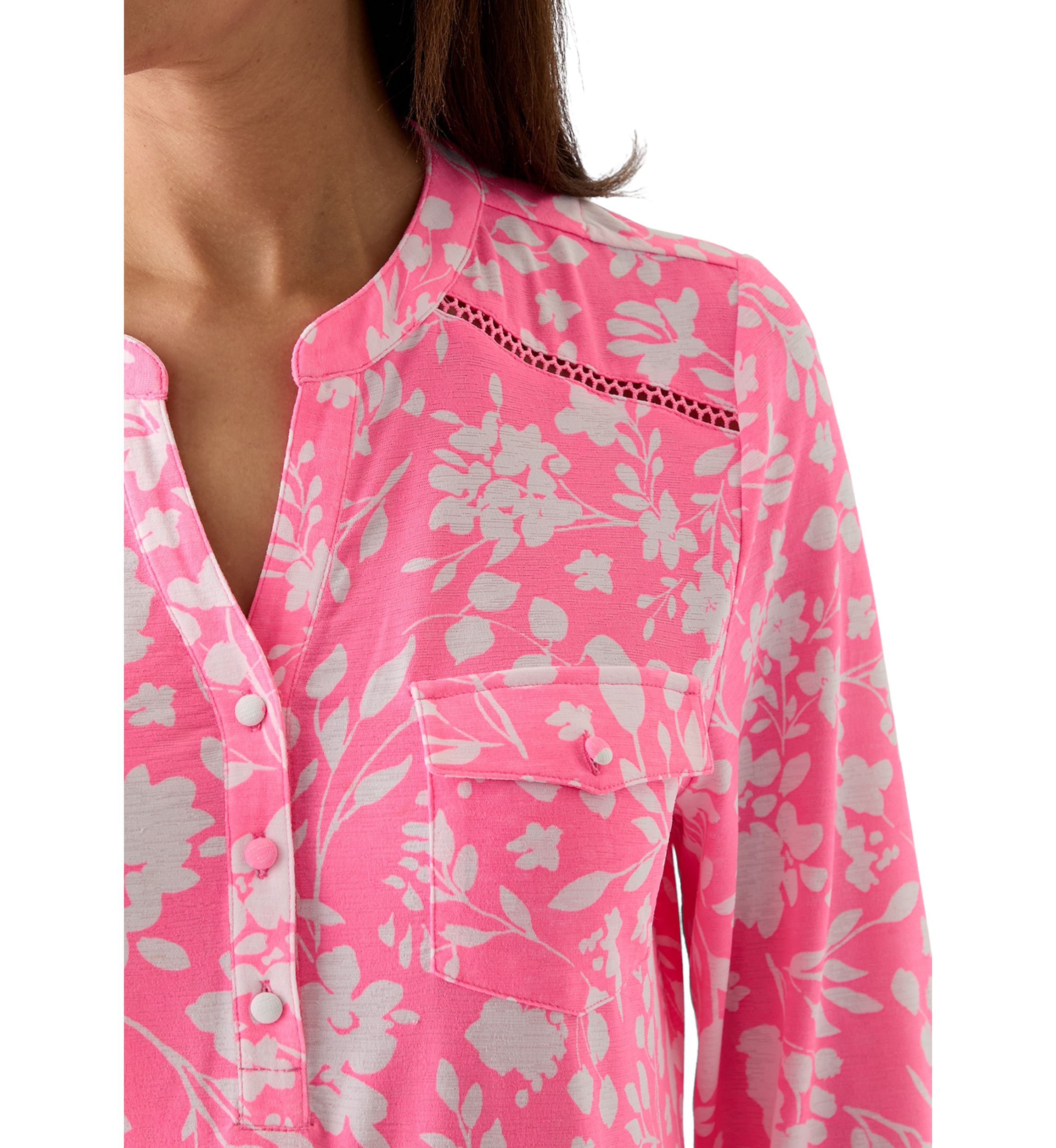 Womens 3/4 Sleeve Printed Knit Henley Top