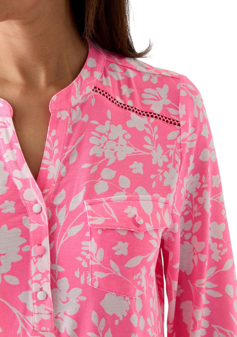 Womens 3/4 Sleeve Printed Knit Henley Top