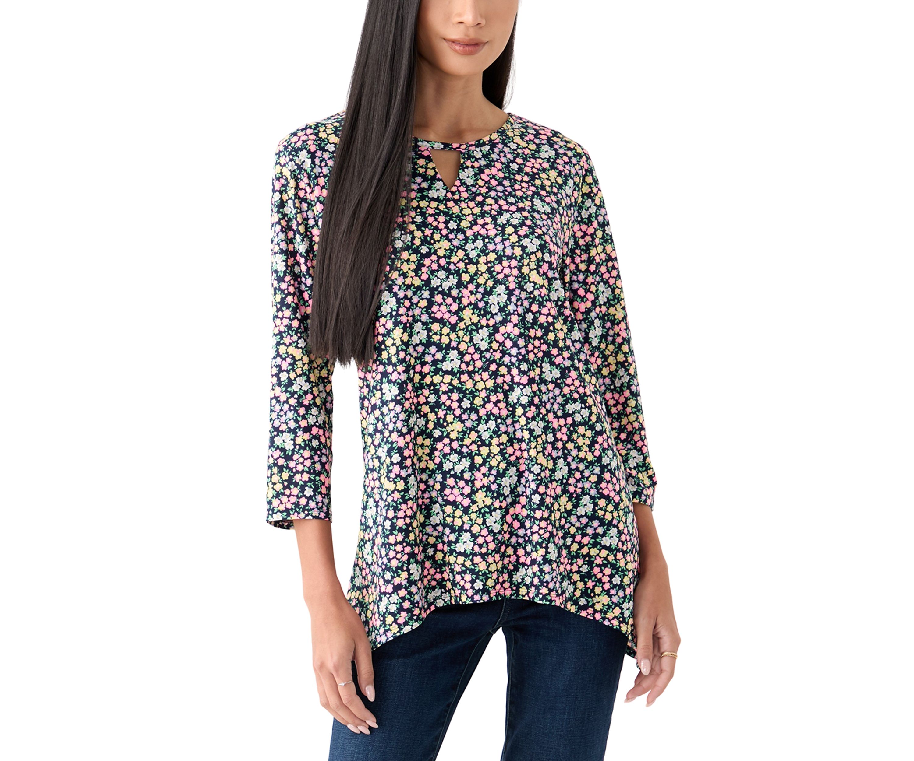Womens 3/4 Sleeve Shark Bite Top