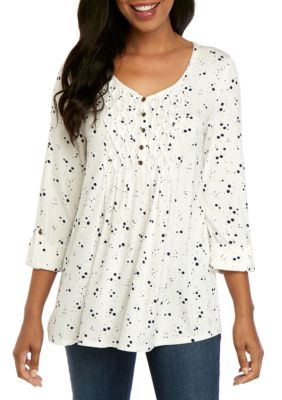 Women S Tops Shirts Shop All Trendy Tops Belk