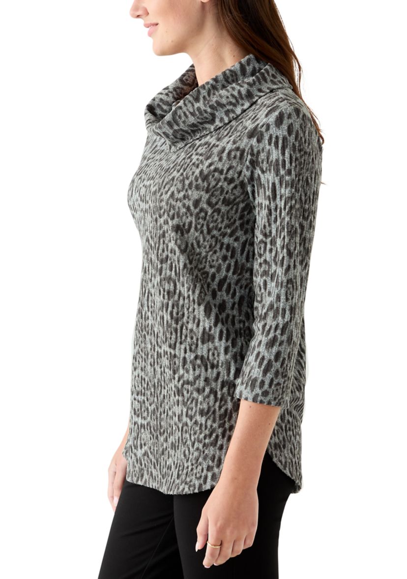 Womens 3/4 Sleeve Cowl Neck Hacci Top