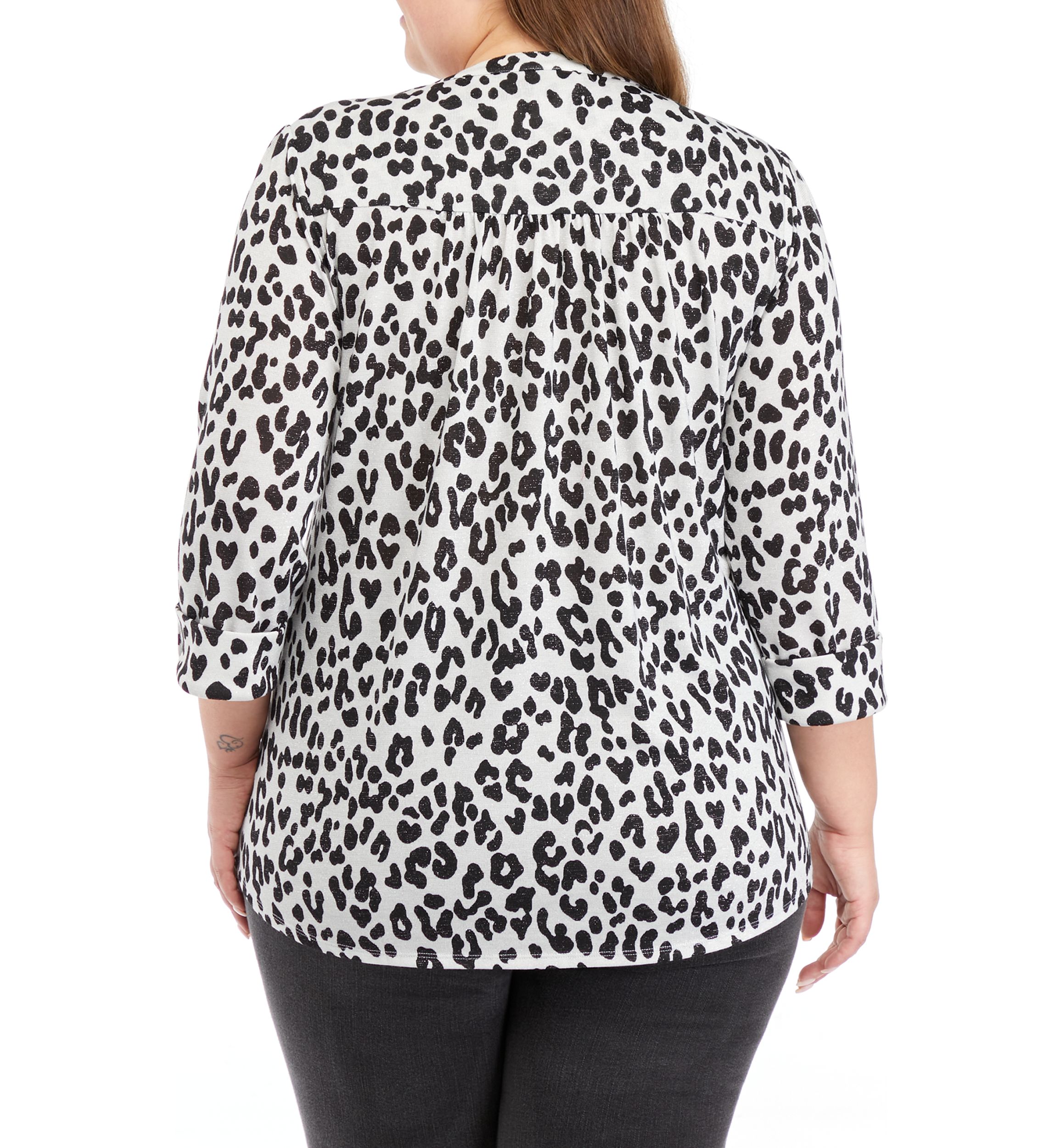 Plus Size 3/4 Sleeve Henley Top