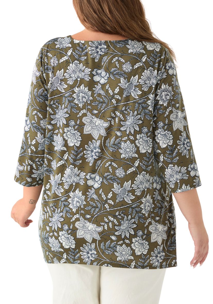 Plus Size 3/4 Sleeve Keyhole Neck Floral Sharkbite Tunic 