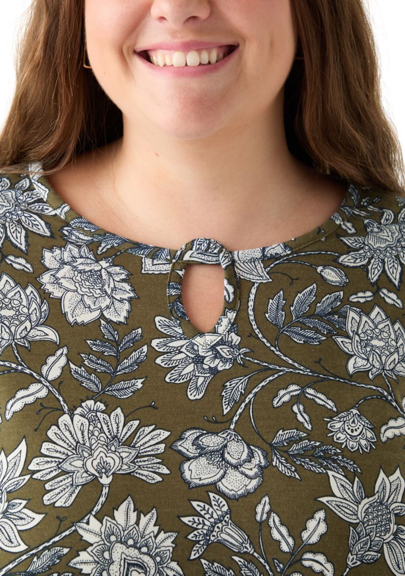 Plus Size 3/4 Sleeve Keyhole Neck Floral Sharkbite Tunic 