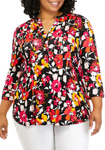 Kim Rogers® Plus Size 3/4 Sleeve Floral Henley Shirt | belk