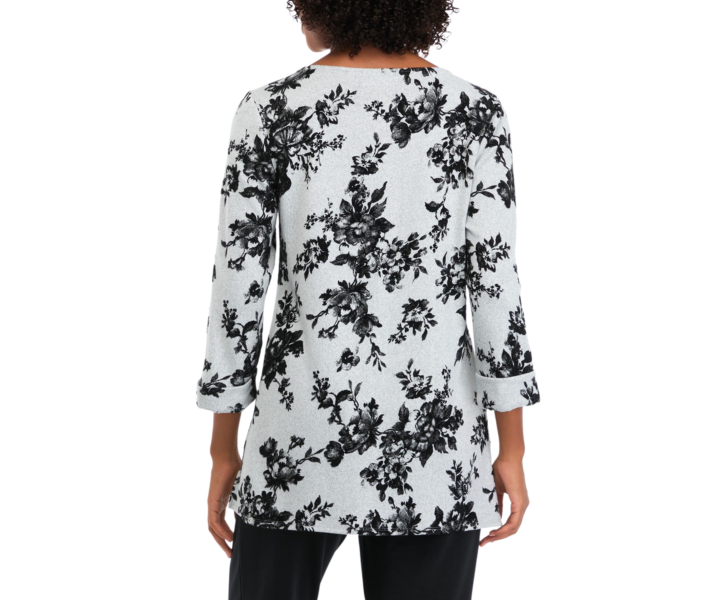 Petite 3/4 Sleeve Printed Swing Top