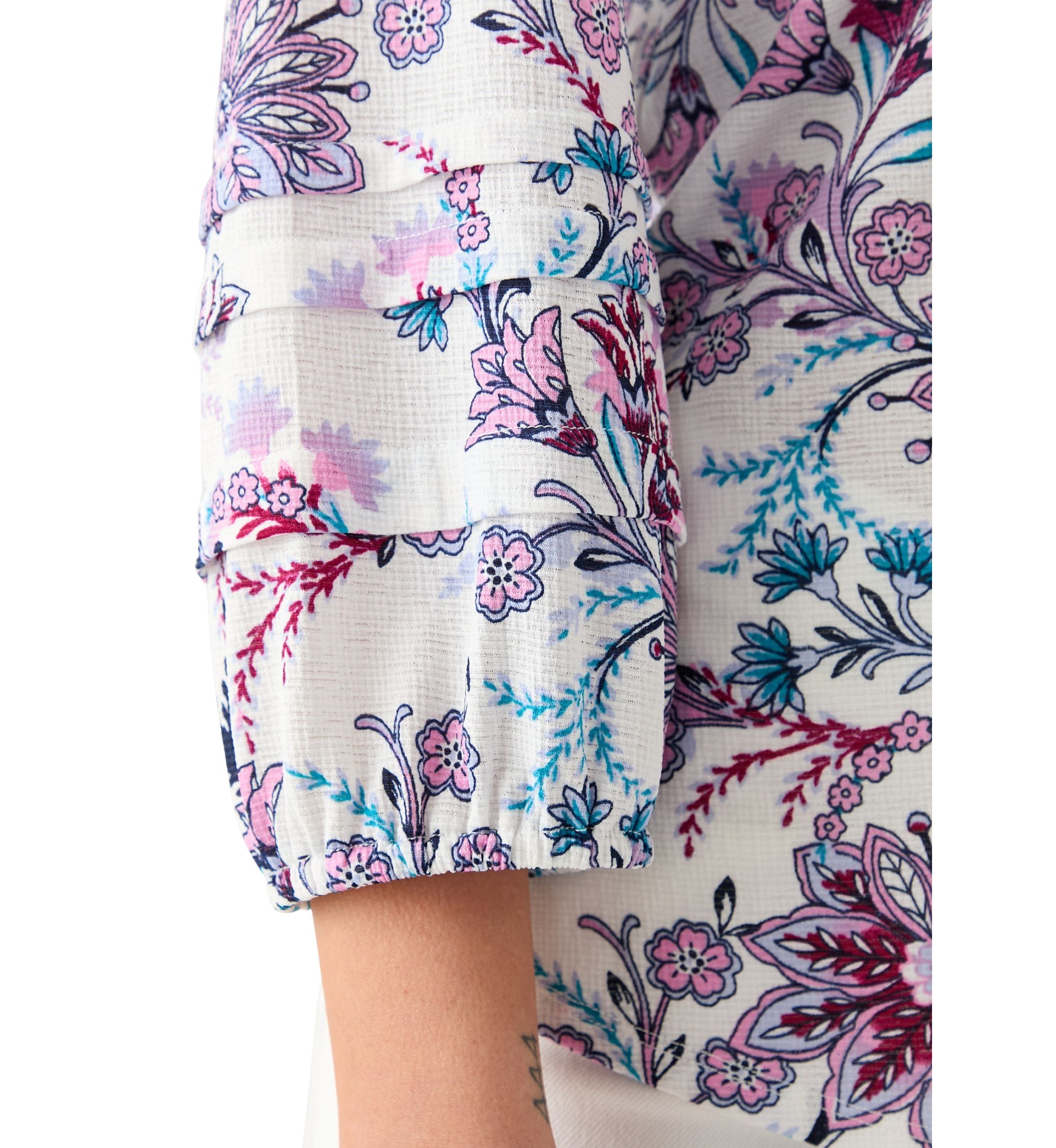 Petite 3/4 Pleated Sleeve Printed Shirt