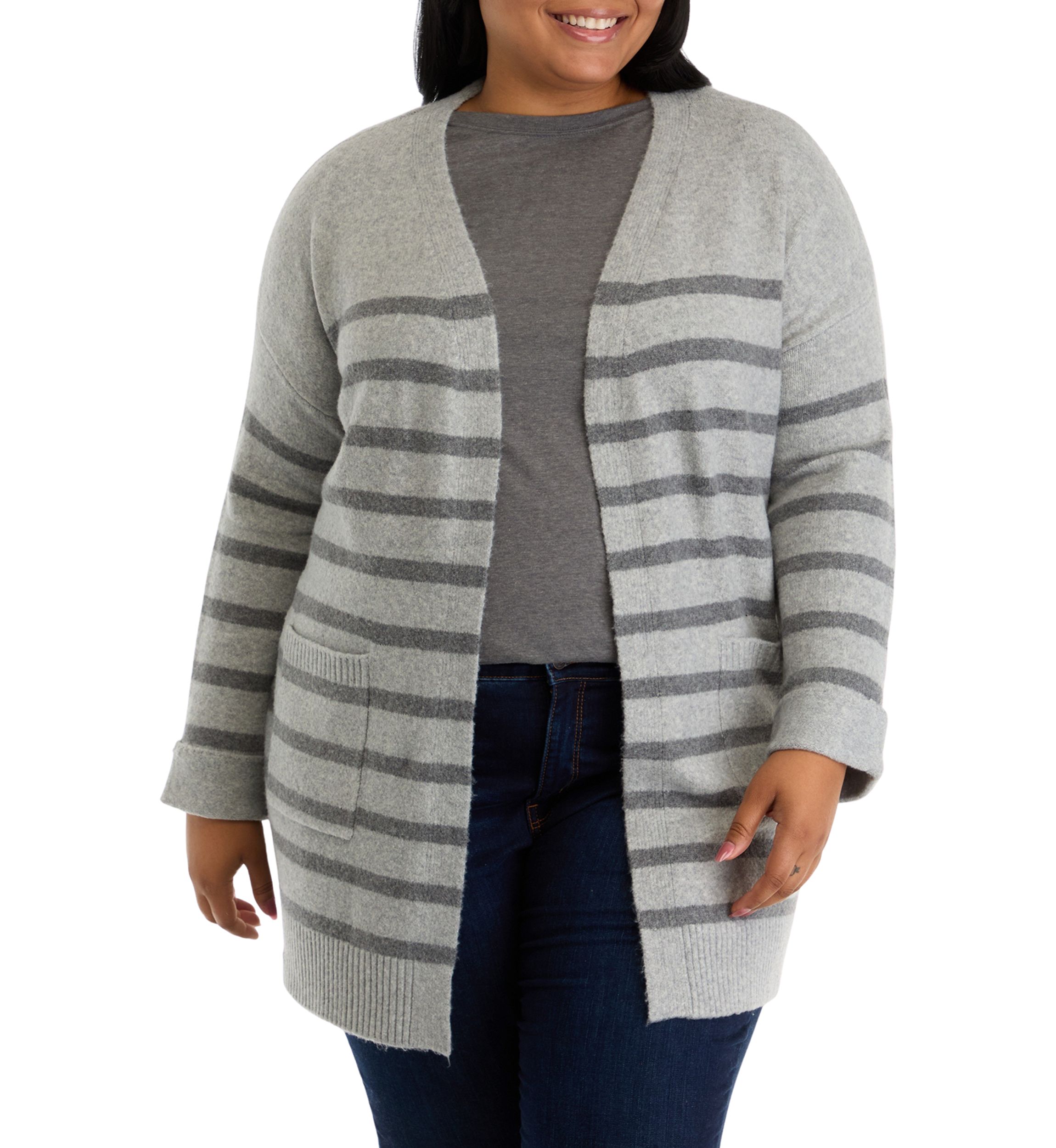 Plus Size Front Pocket Cardigan 