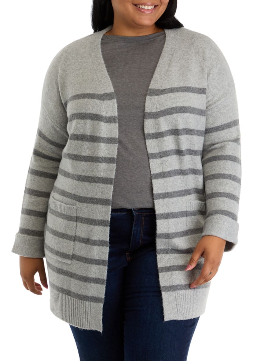 Plus Size Front Pocket Cardigan 