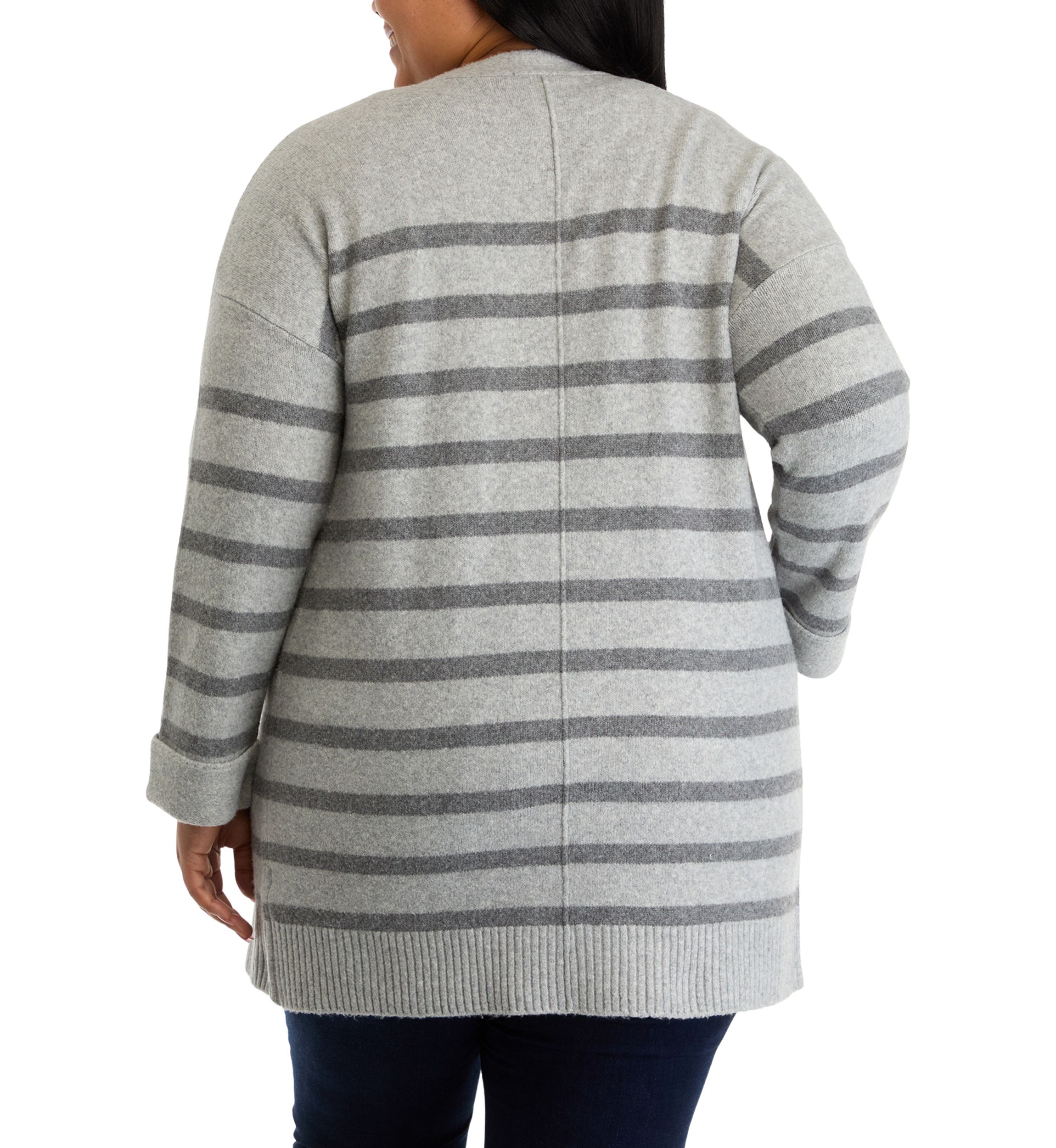 Plus Size Front Pocket Cardigan 