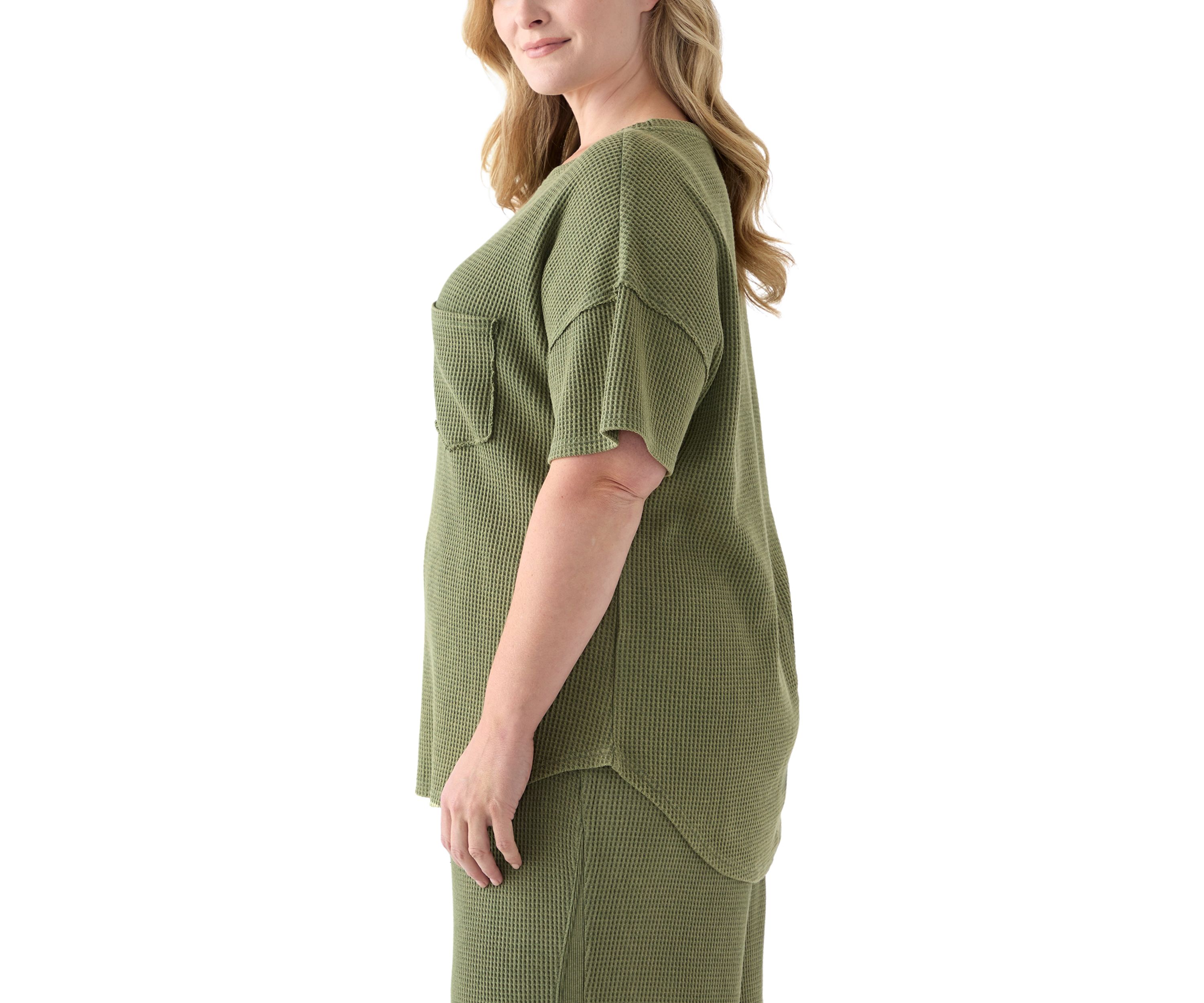 Plus Size Short Drop Shoulder Waffle Pocket T-Shirt 