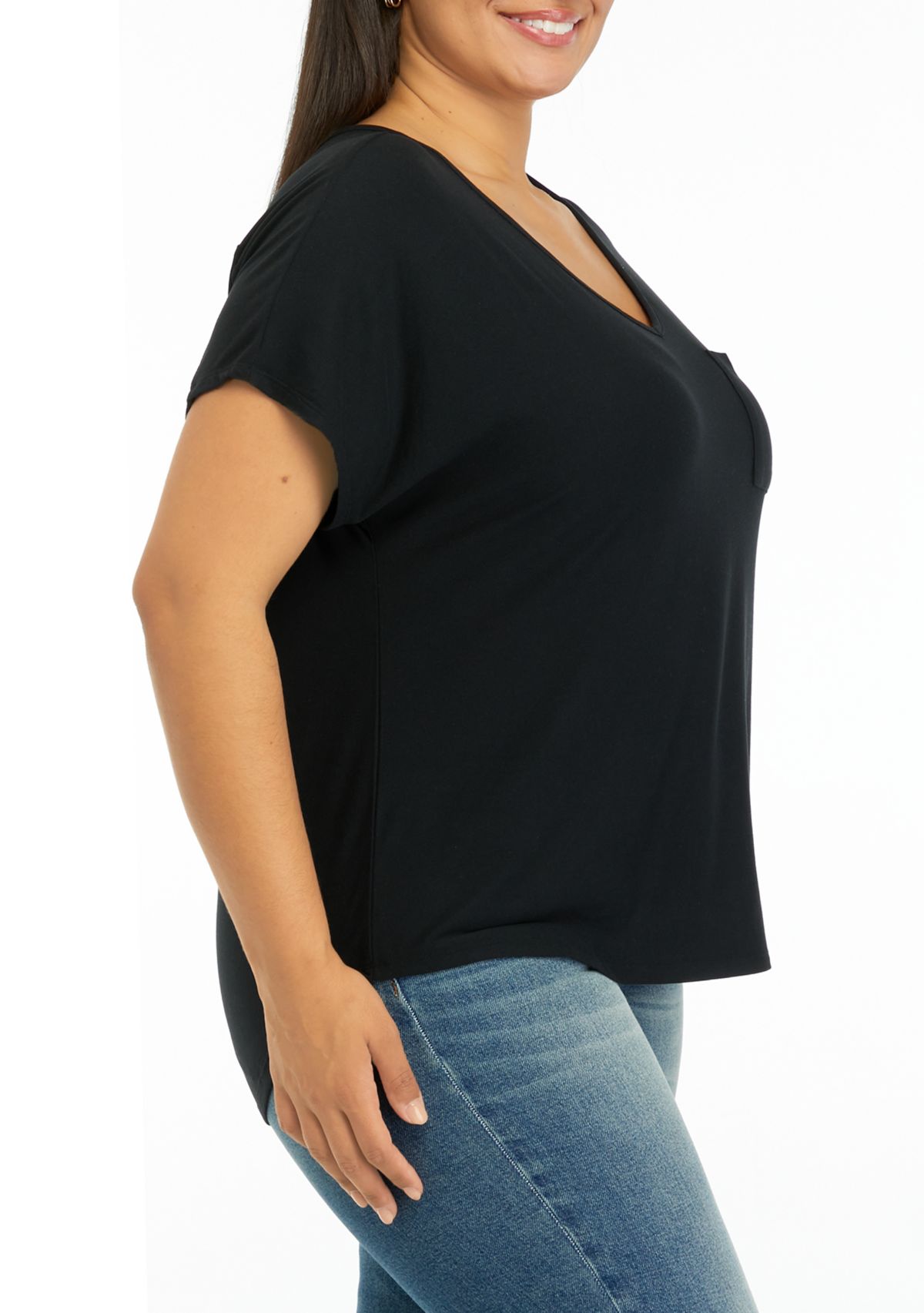 Plus Size Pocket V-Neck T-Shirt
