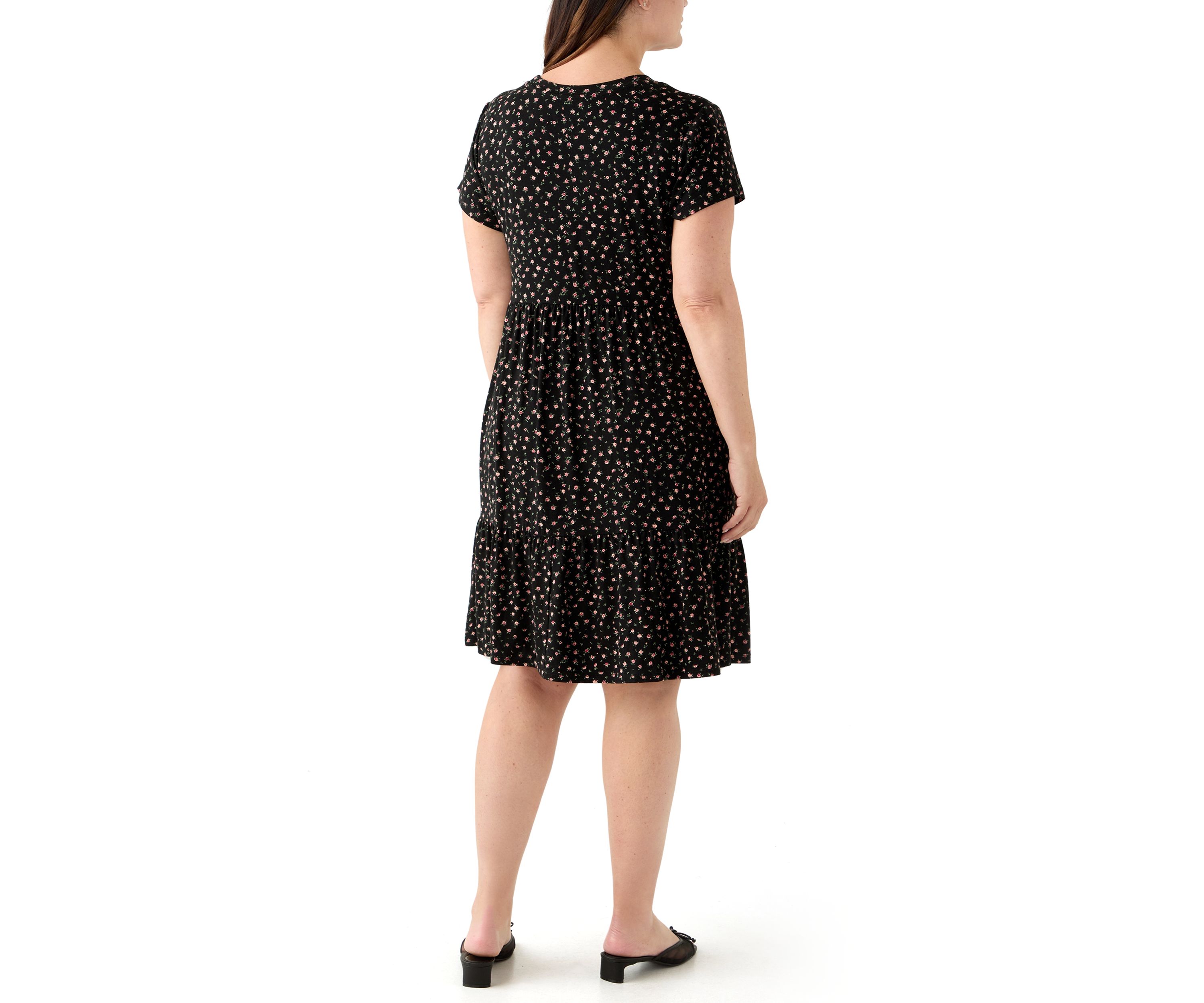 Plus Size Short Sleeve Tiered Floral Dress