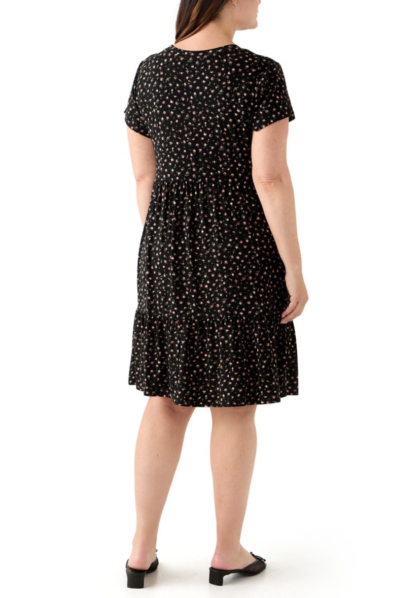 Plus Size Short Sleeve Tiered Floral Dress