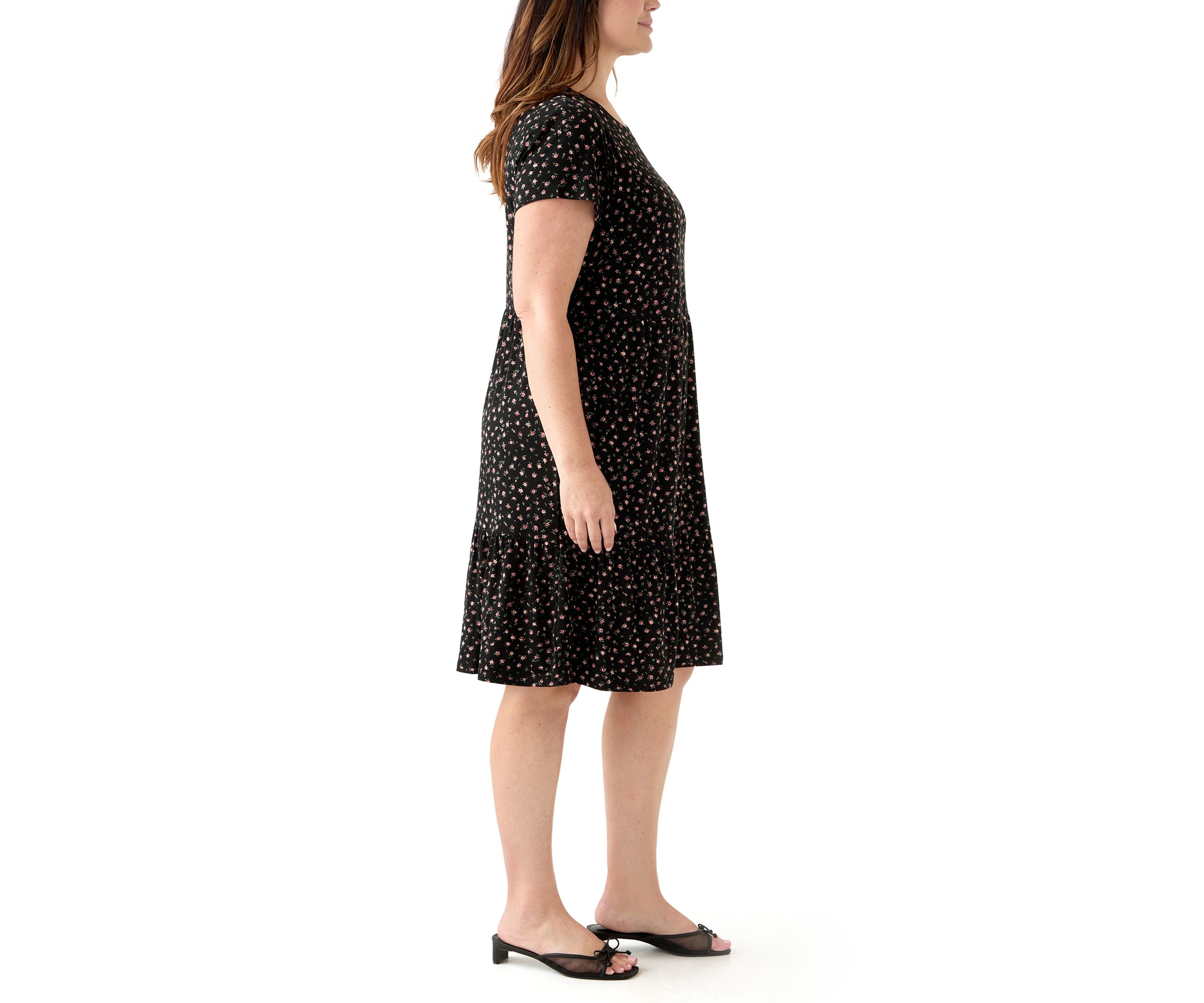 Plus Size Short Sleeve Tiered Floral Dress