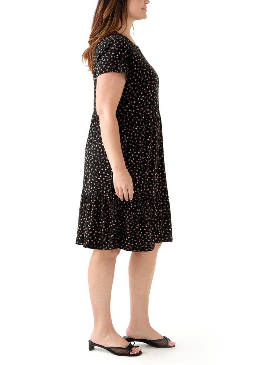Plus Size Short Sleeve Tiered Floral Dress