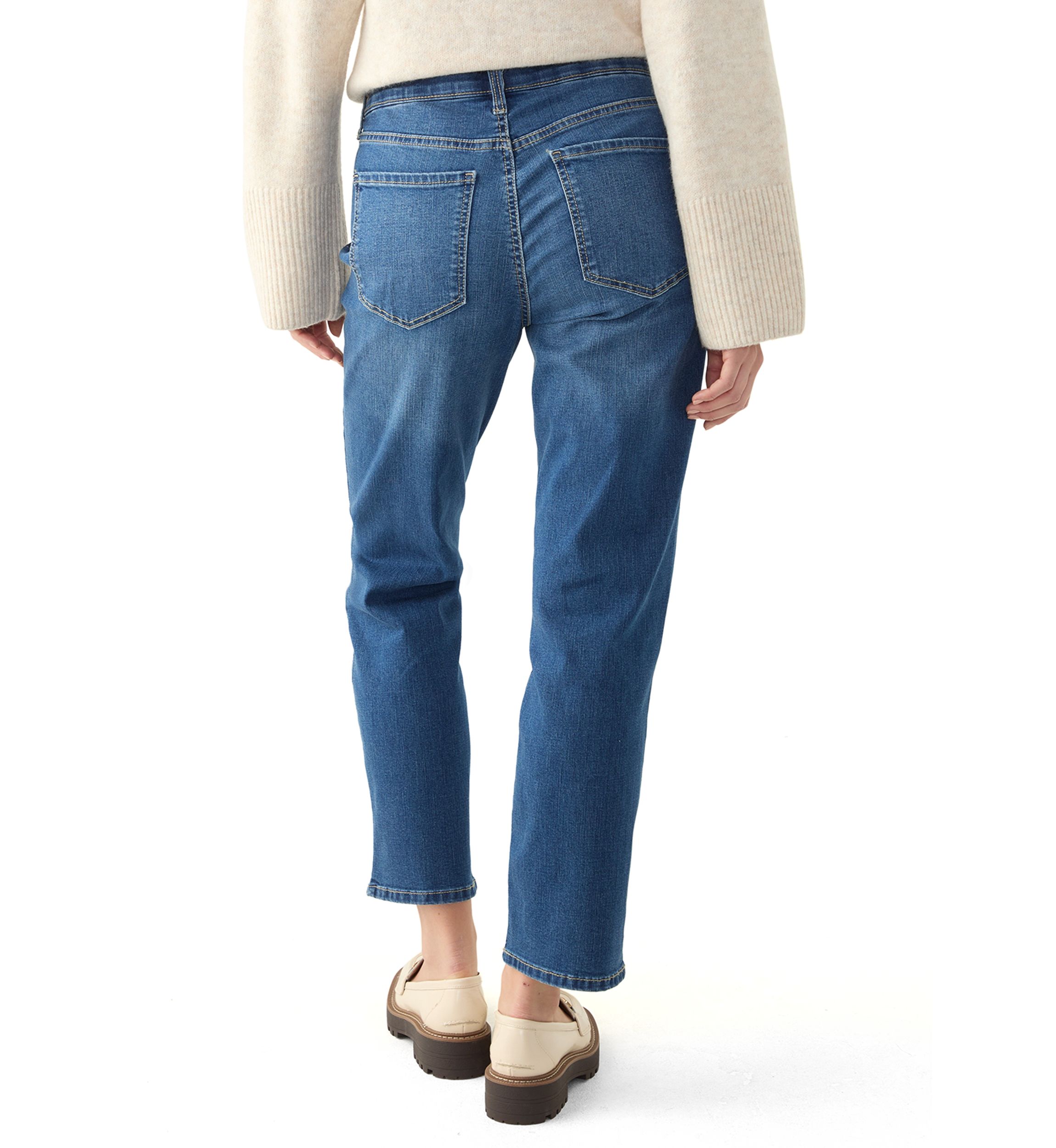 Petite Straight Jeans 