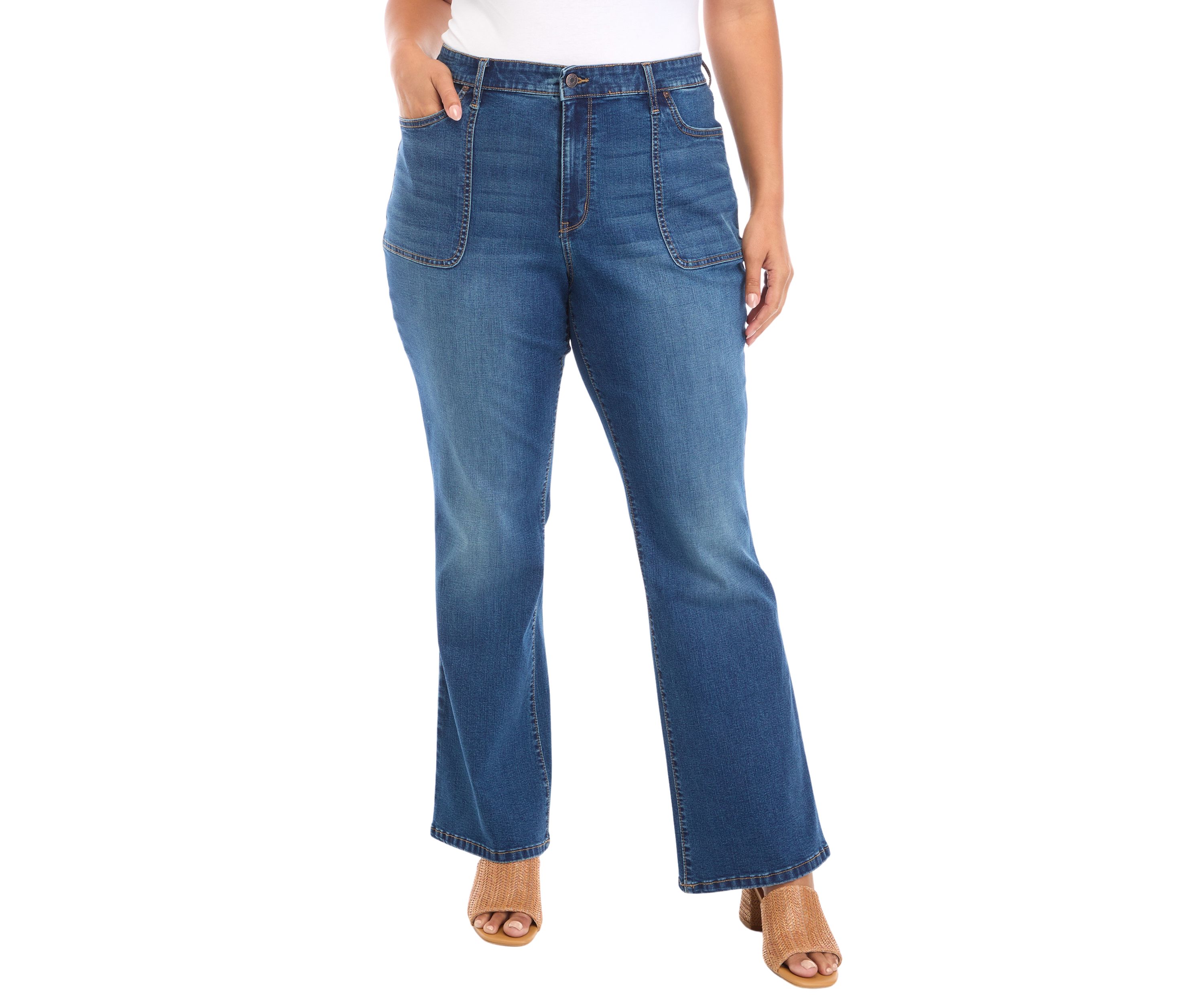 Plus Size Patch Pocket Flare Jeans 