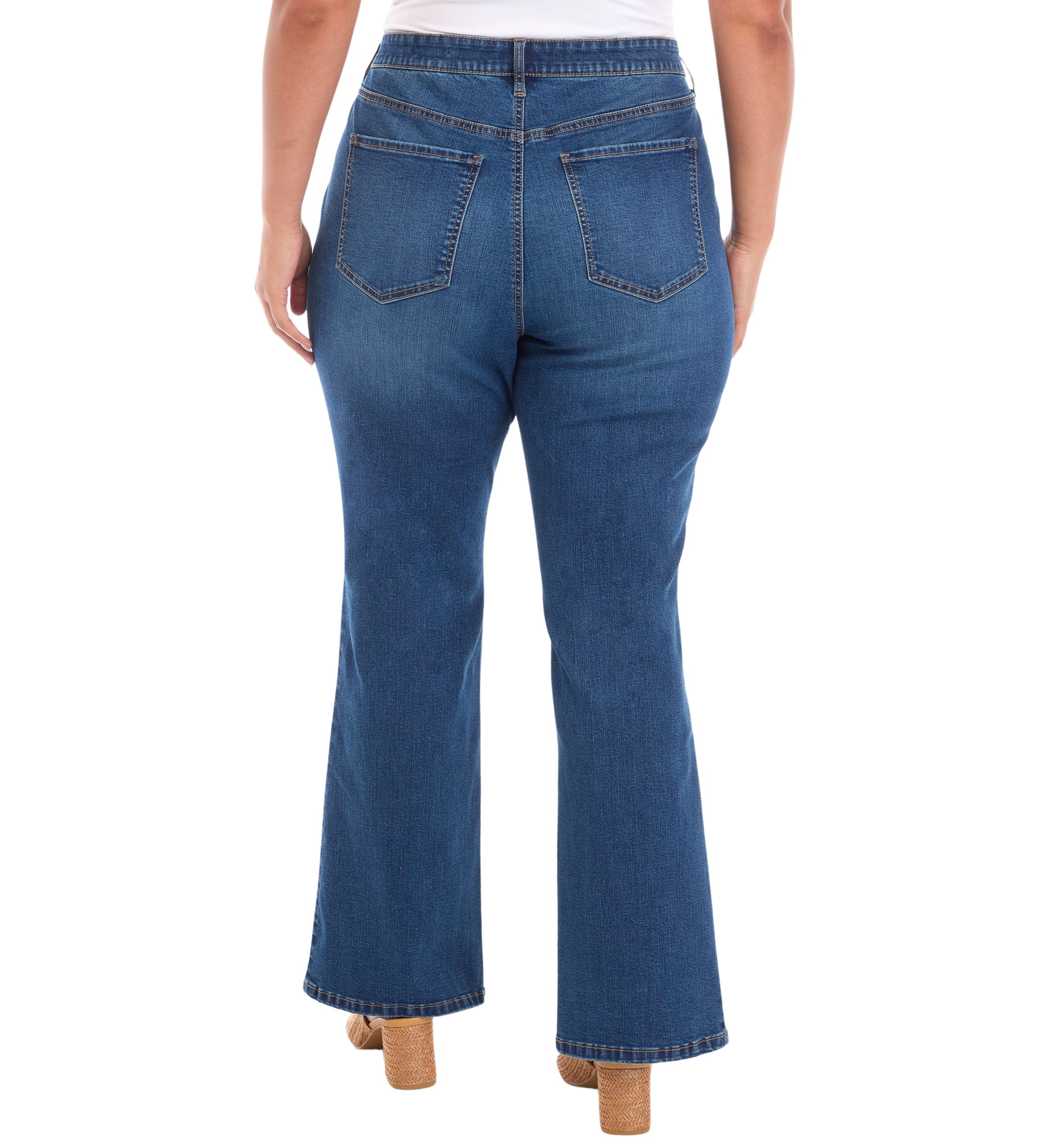 Plus Size Patch Pocket Flare Jeans 