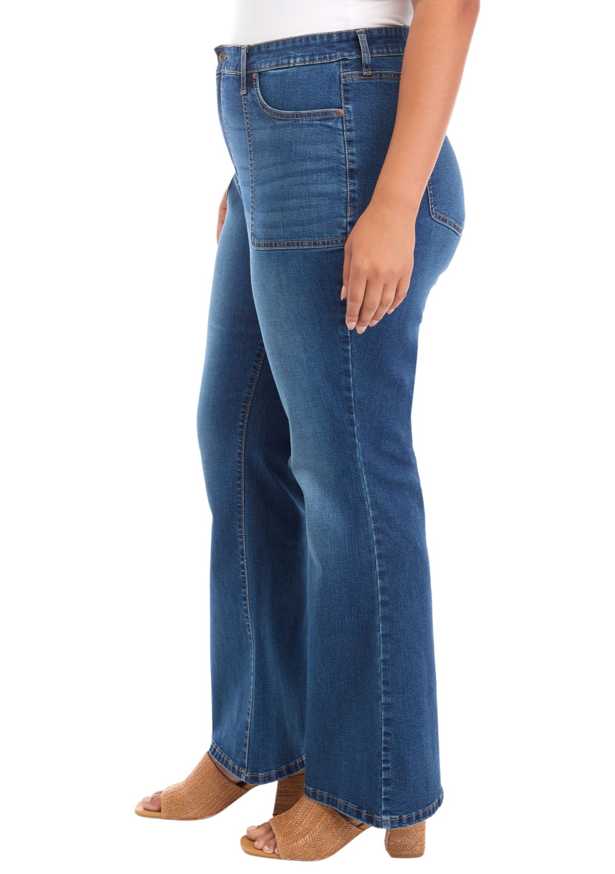 Plus Size Patch Pocket Flare Jeans 