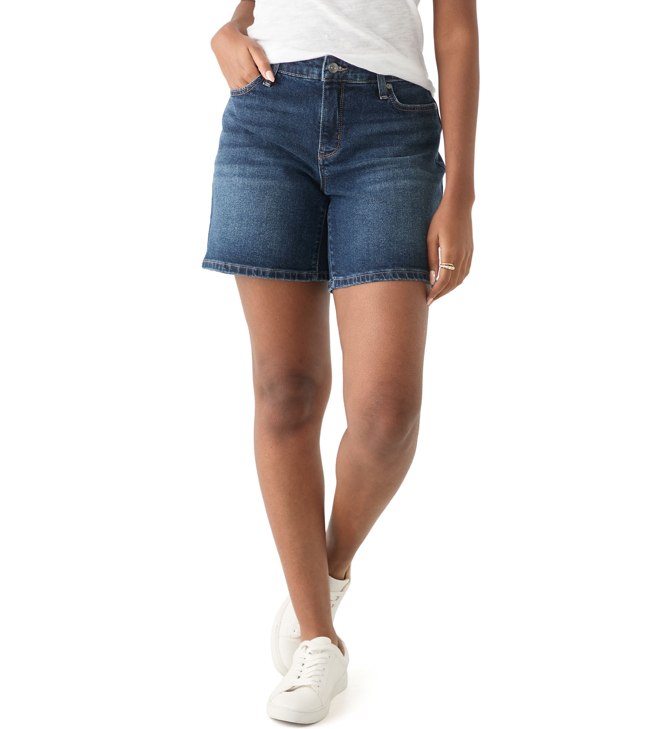Womens Mid Rise 7" Relaxed Boyfriend Shorts