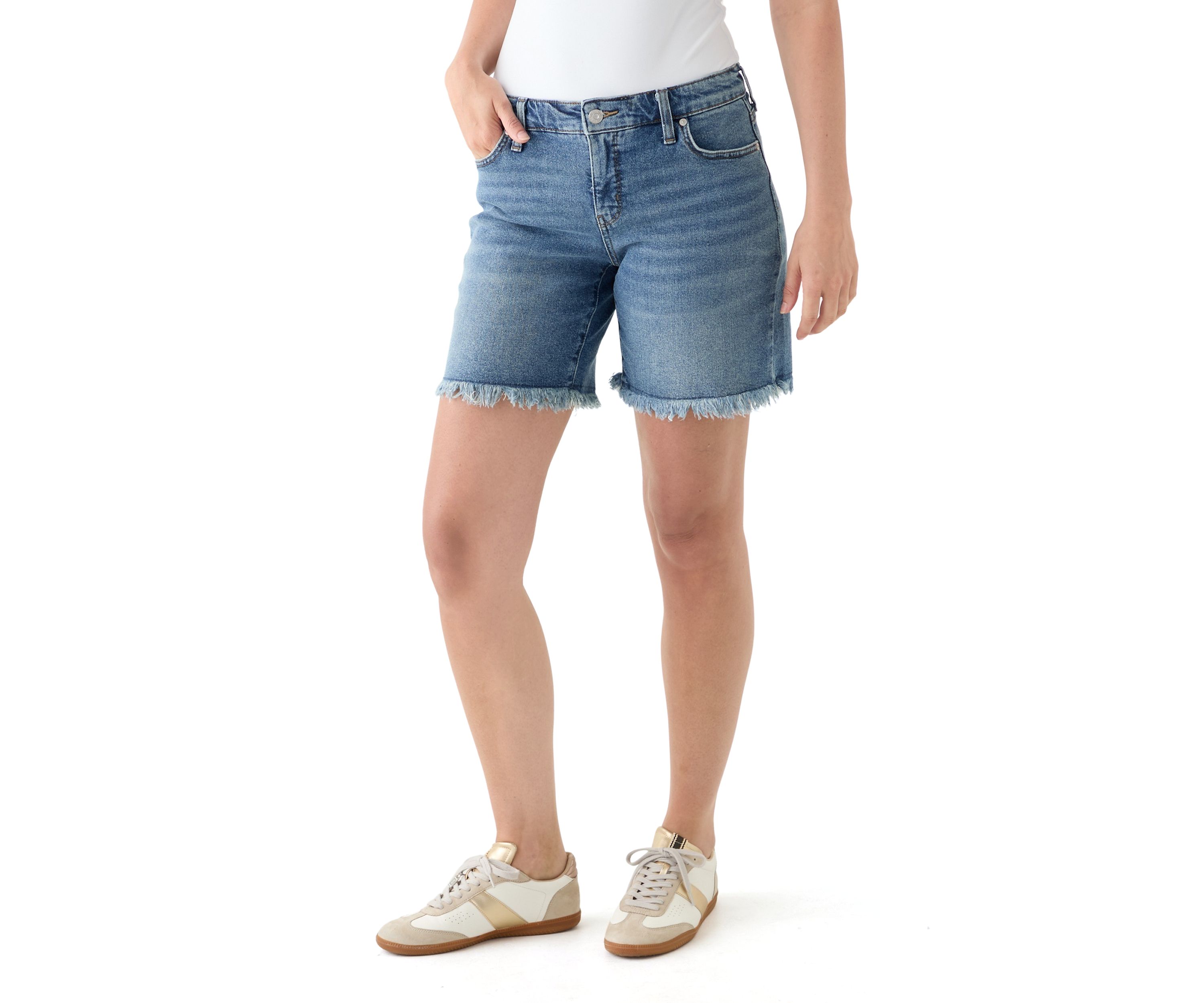 Womens Mid Rise 7" Relaxed Boyfriend Shorts
