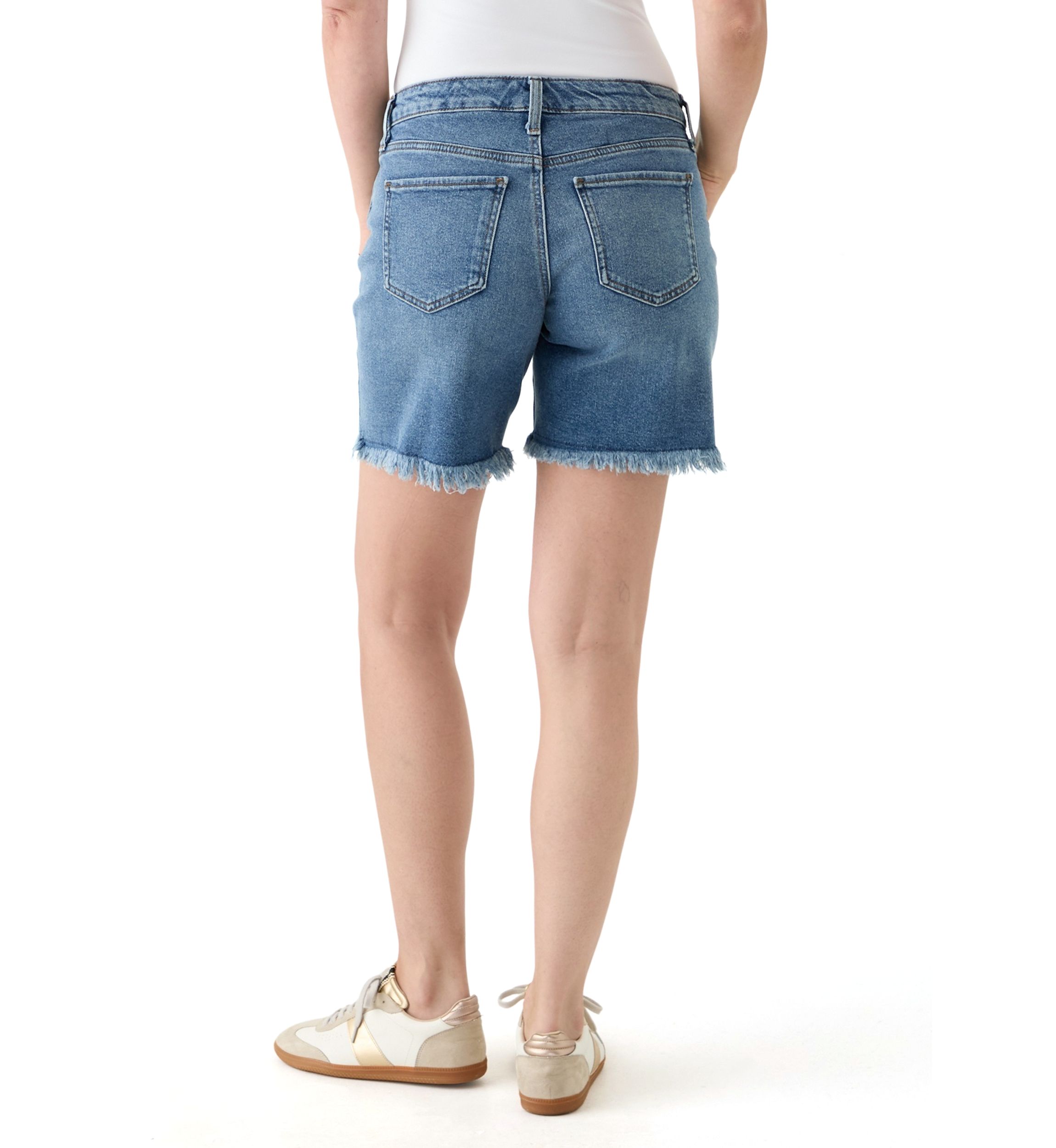 Womens Mid Rise 7" Relaxed Boyfriend Shorts