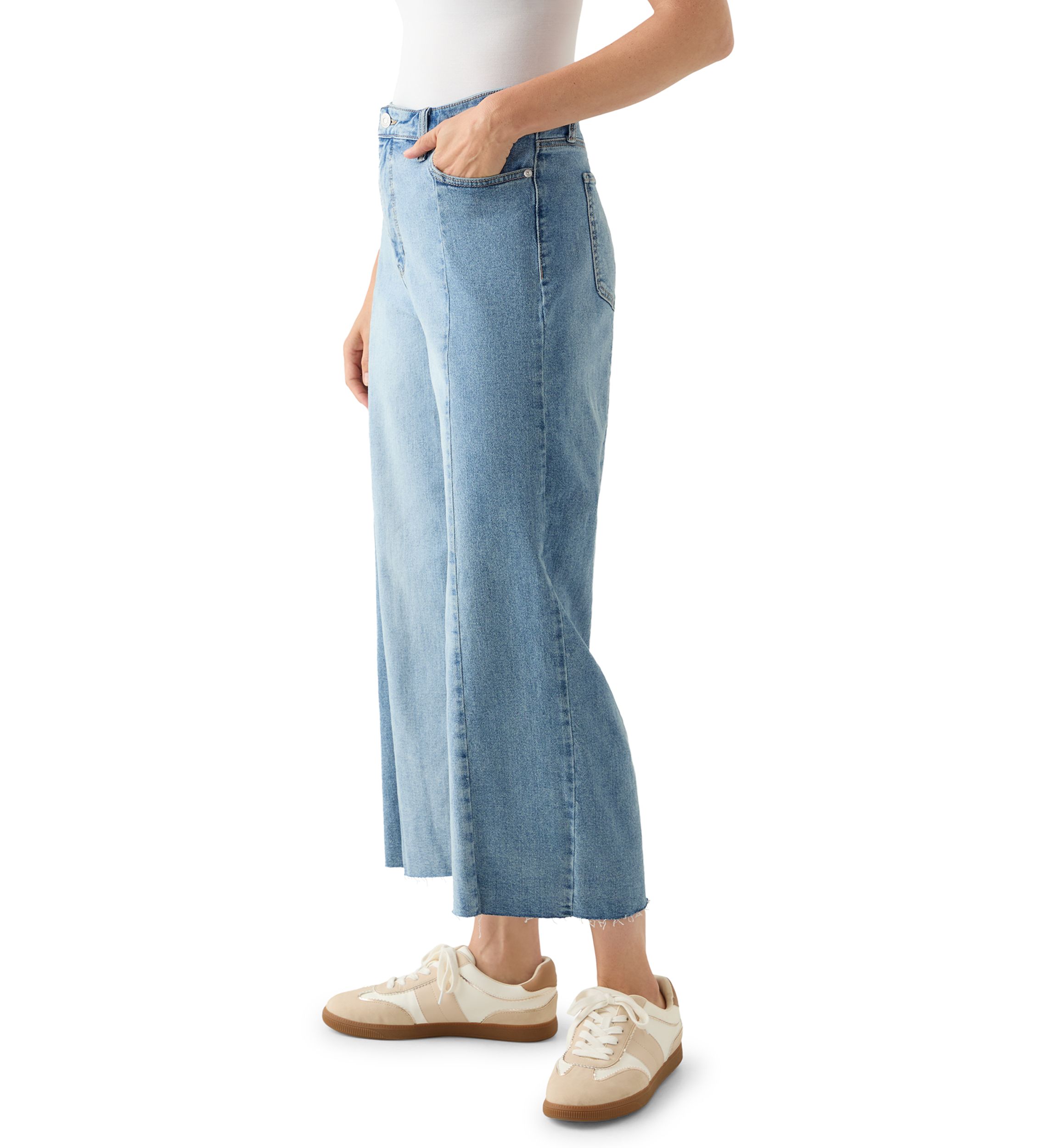 Womens High-Rise Front Slit Wide Cropped-Leg Pants