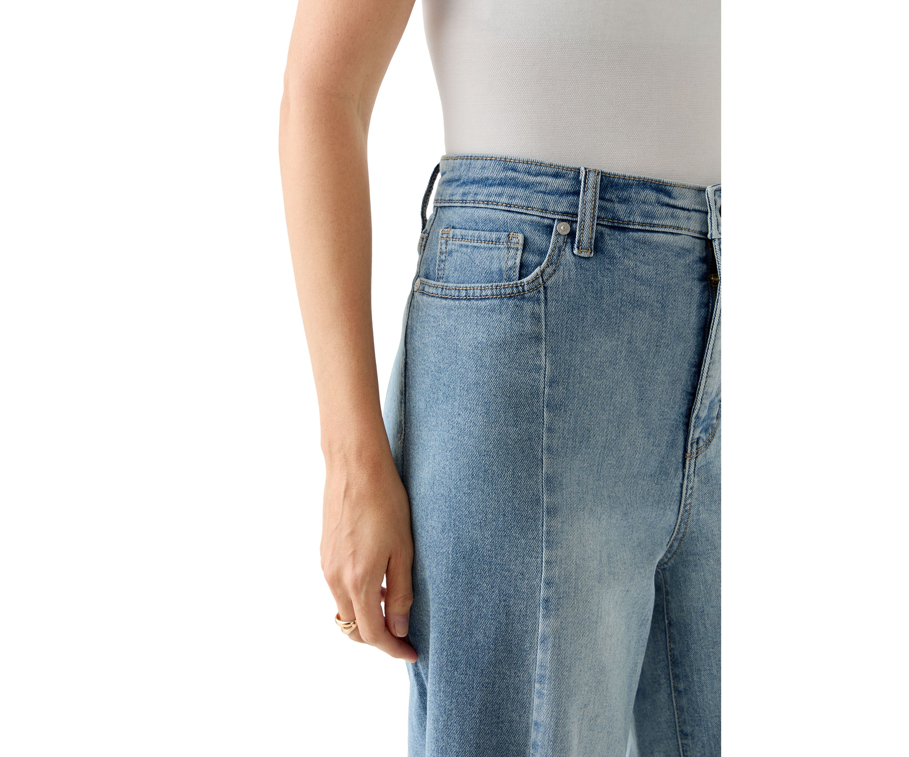 Womens High-Rise Front Slit Wide Cropped-Leg Pants
