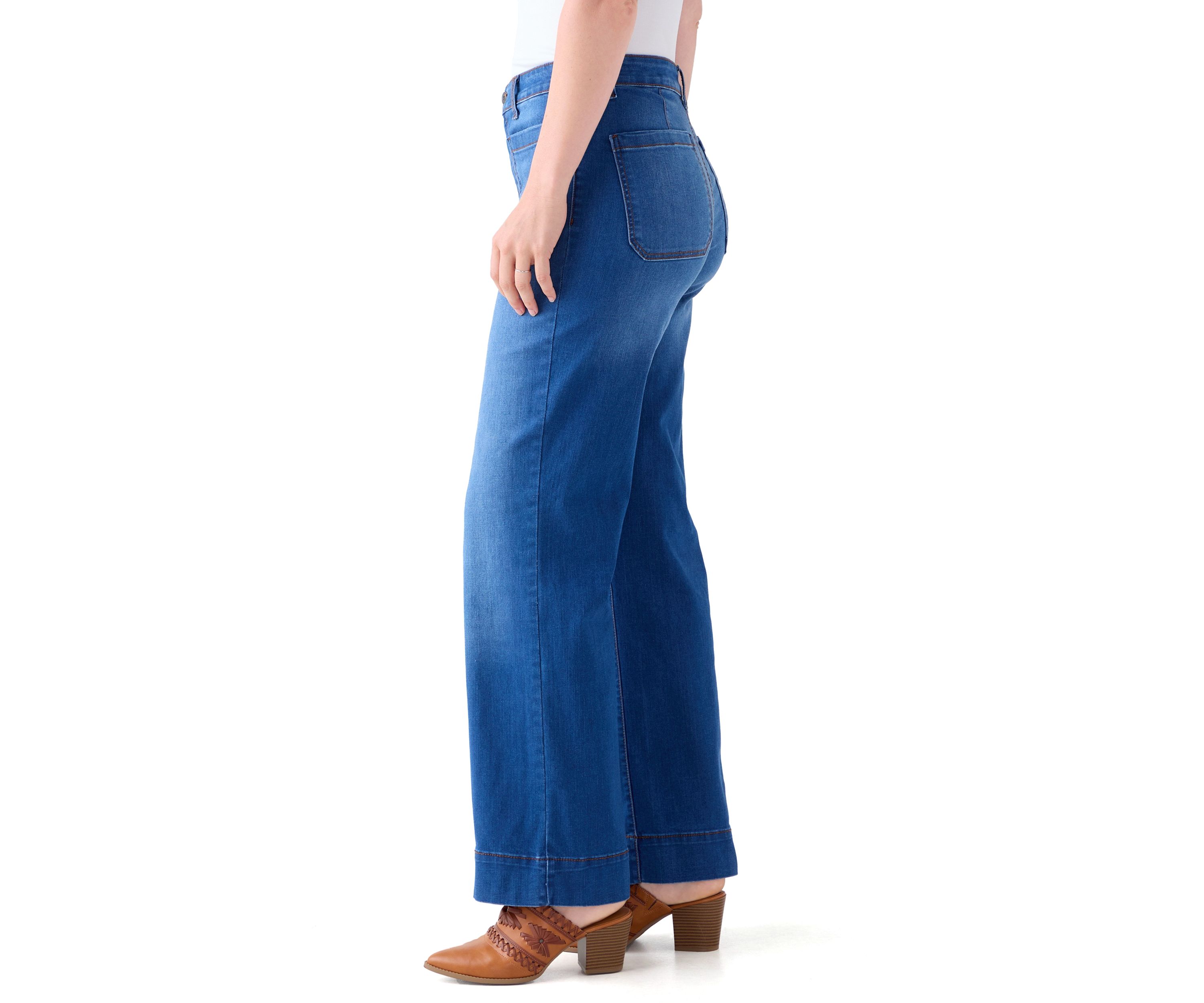 Womens High Rise Patch Pocket Wide Leg Jeans
