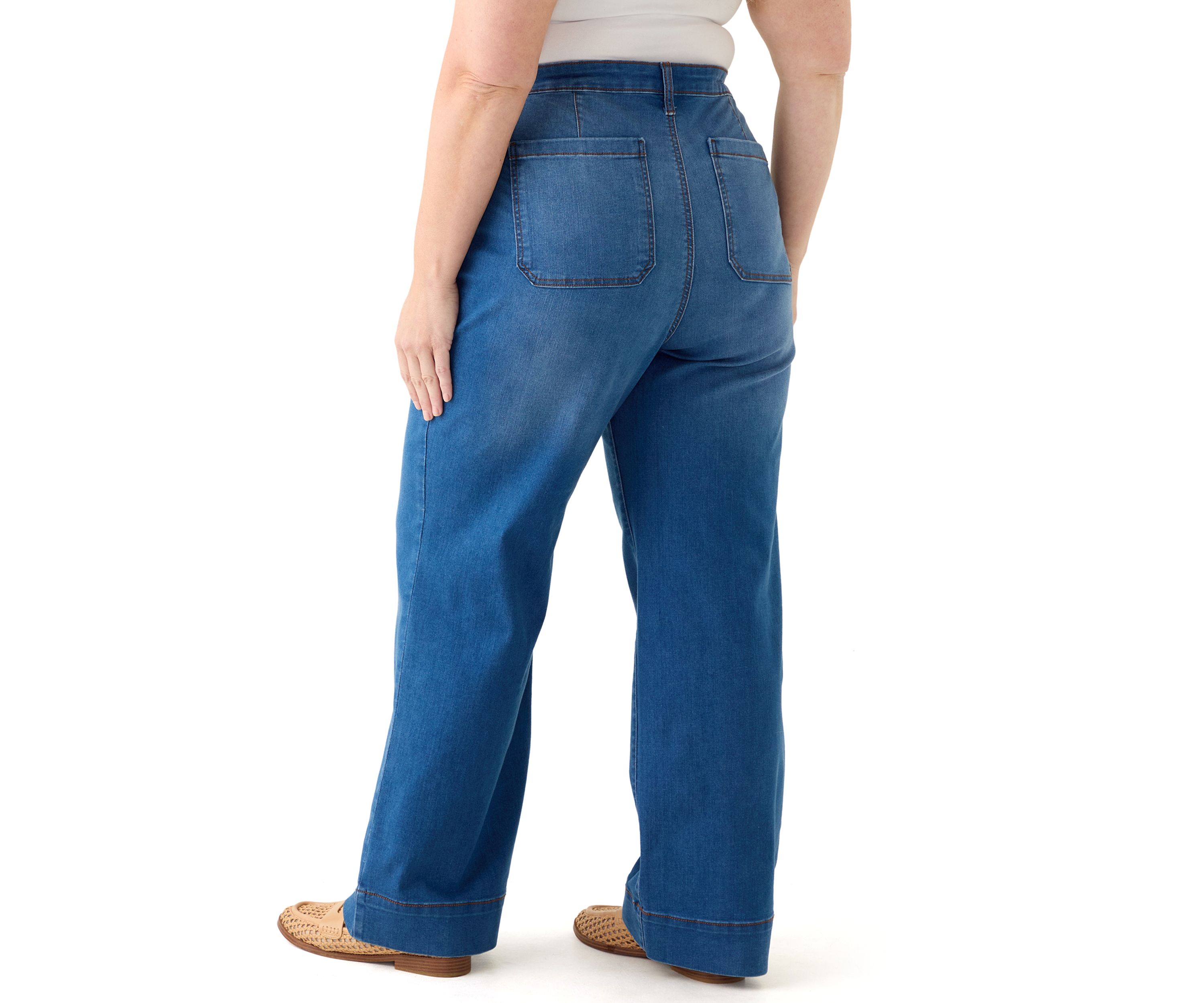 Plus Size Patch Pocket Wide Leg Jeans