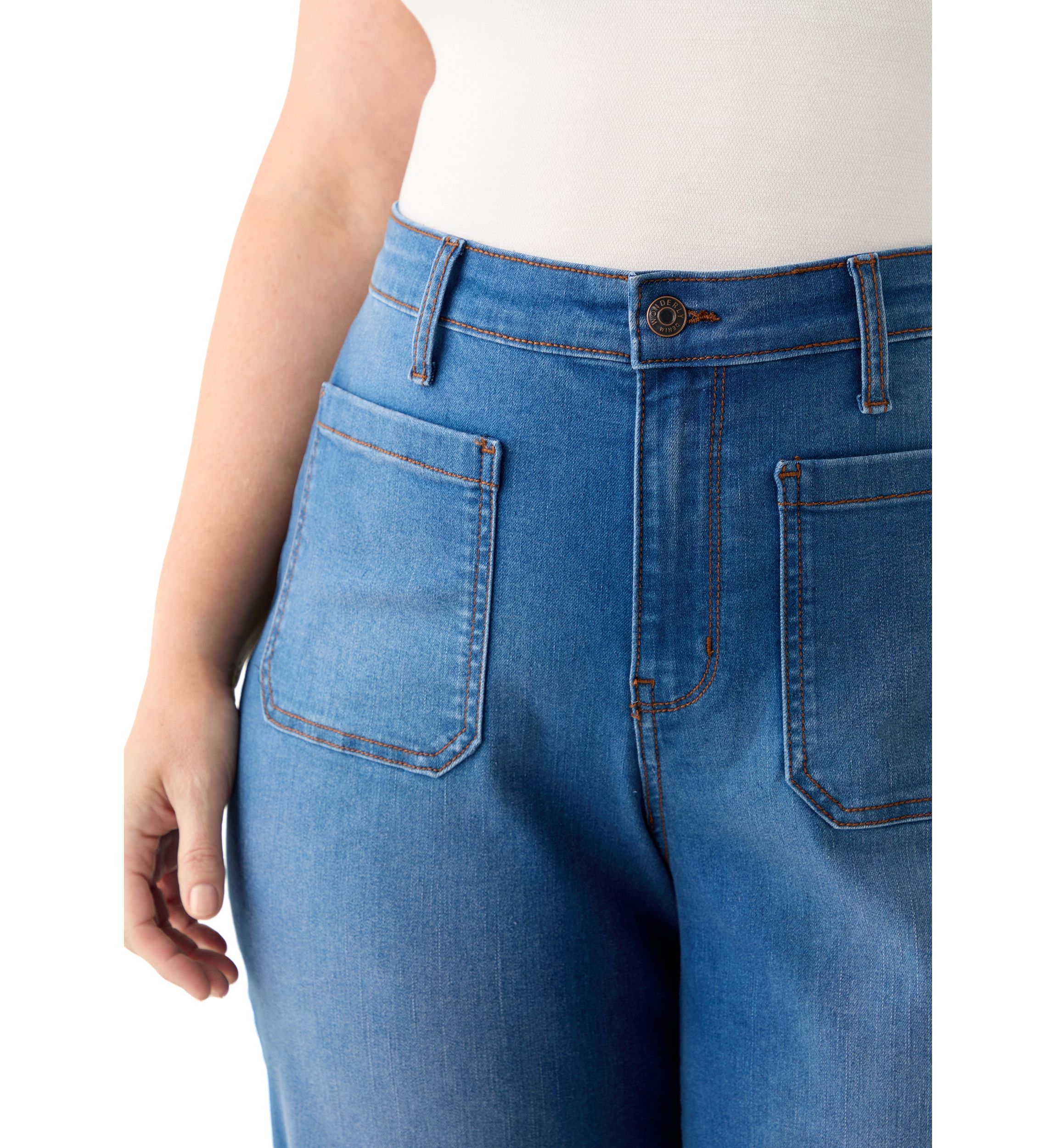 Plus Size Patch Pocket Wide Leg Jeans