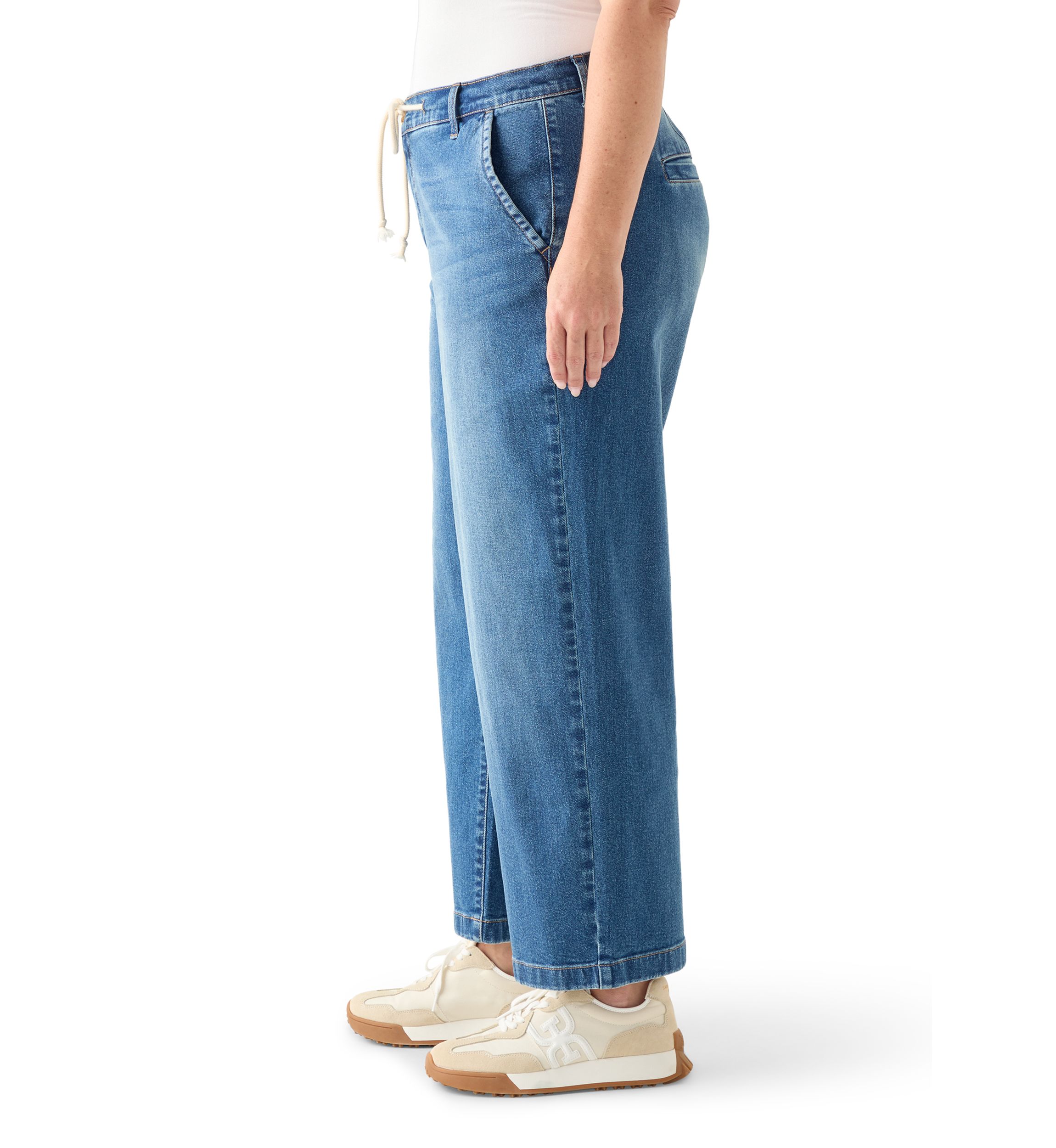 Plus Size Wide Leg Crop Denim Pants with Rope Belt
