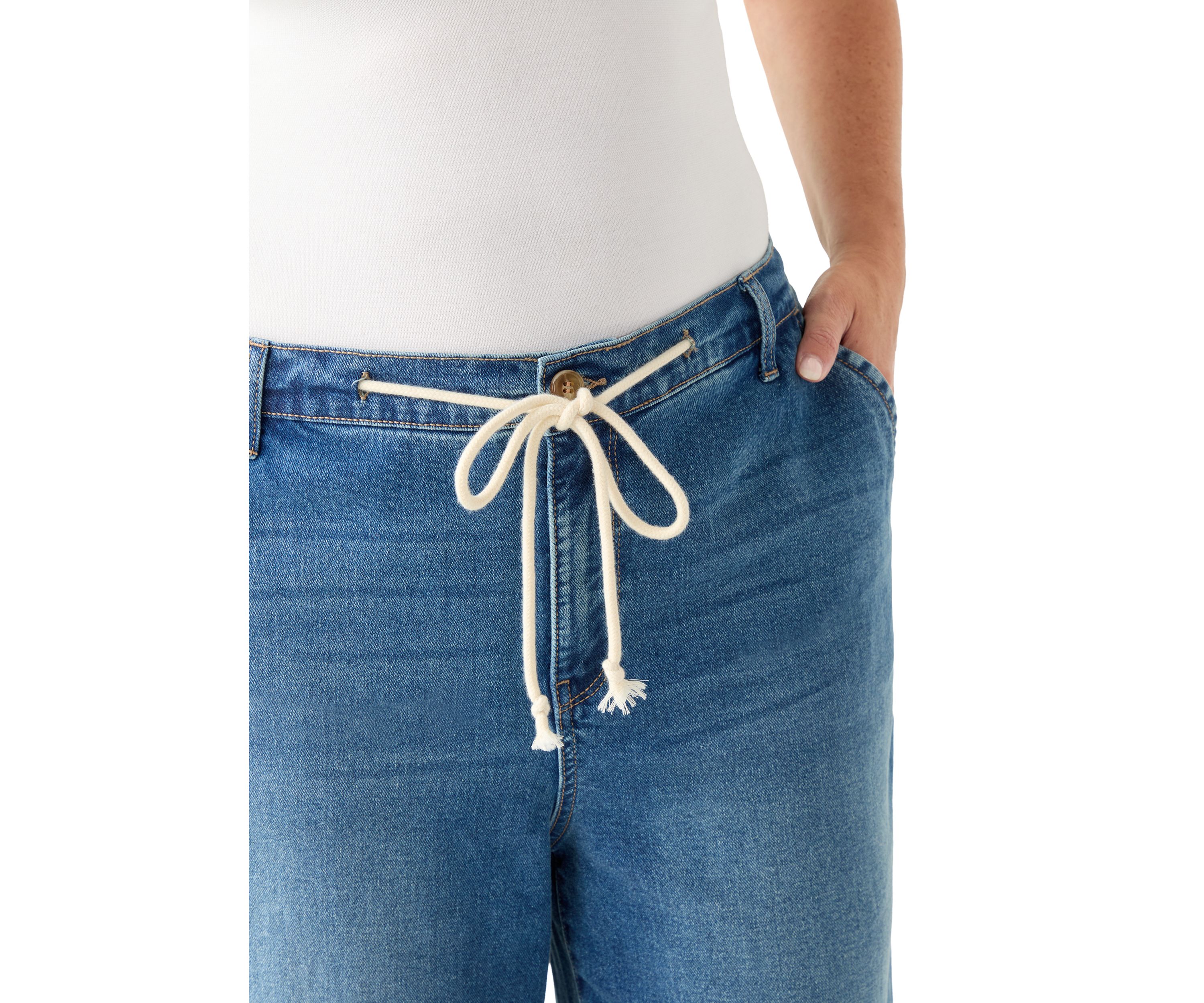 Plus Size Wide Leg Crop Denim Pants with Rope Belt