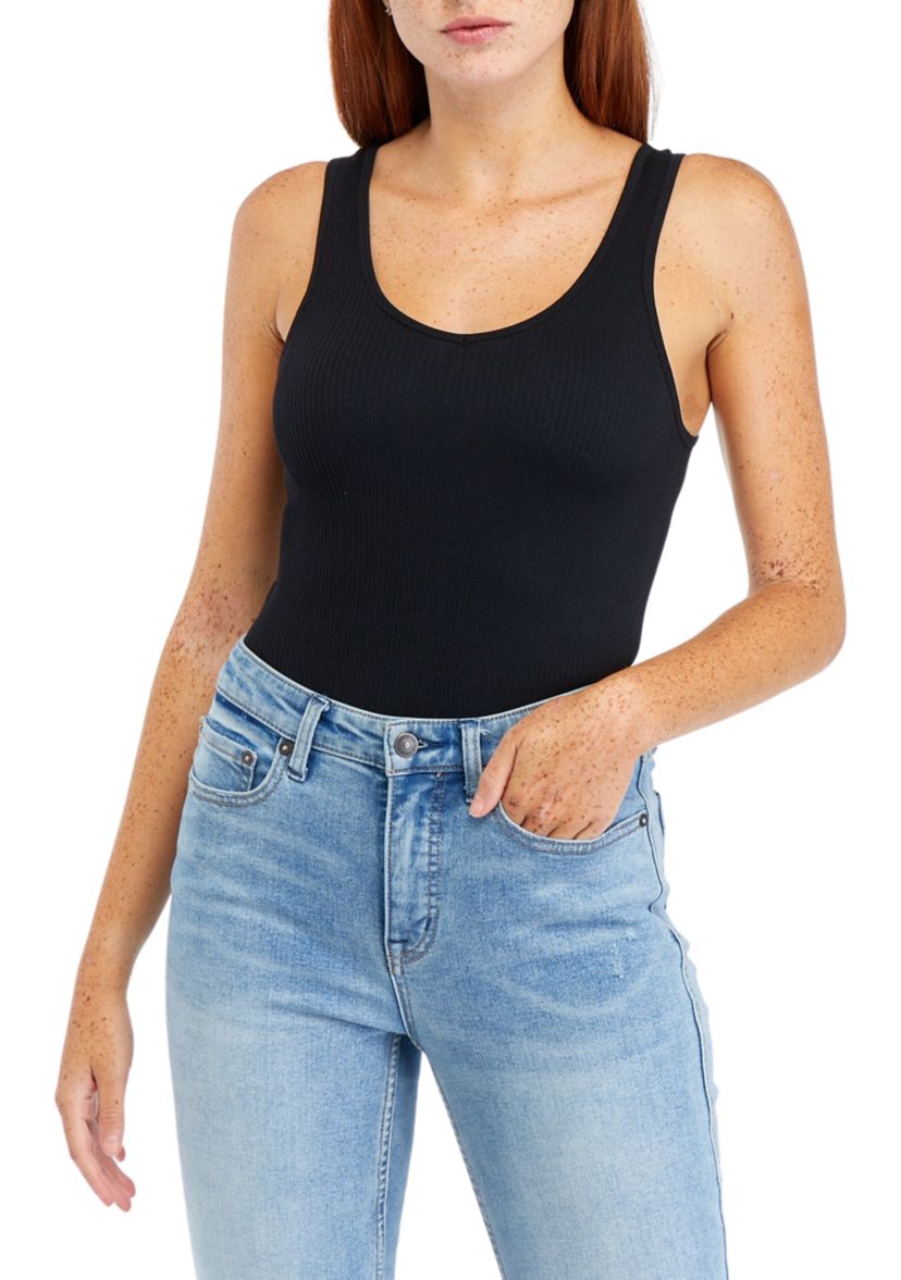 Juniors Seamless Ribbed Knit V-Neck Bodysuit 