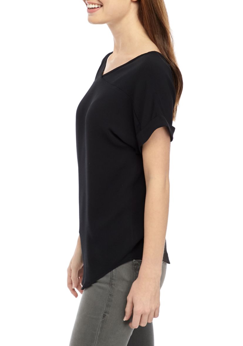 Juniors Short Sleeve Woven V Neck Blouse