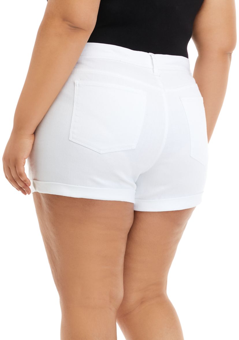 Plus Size Cuffed Shorts 