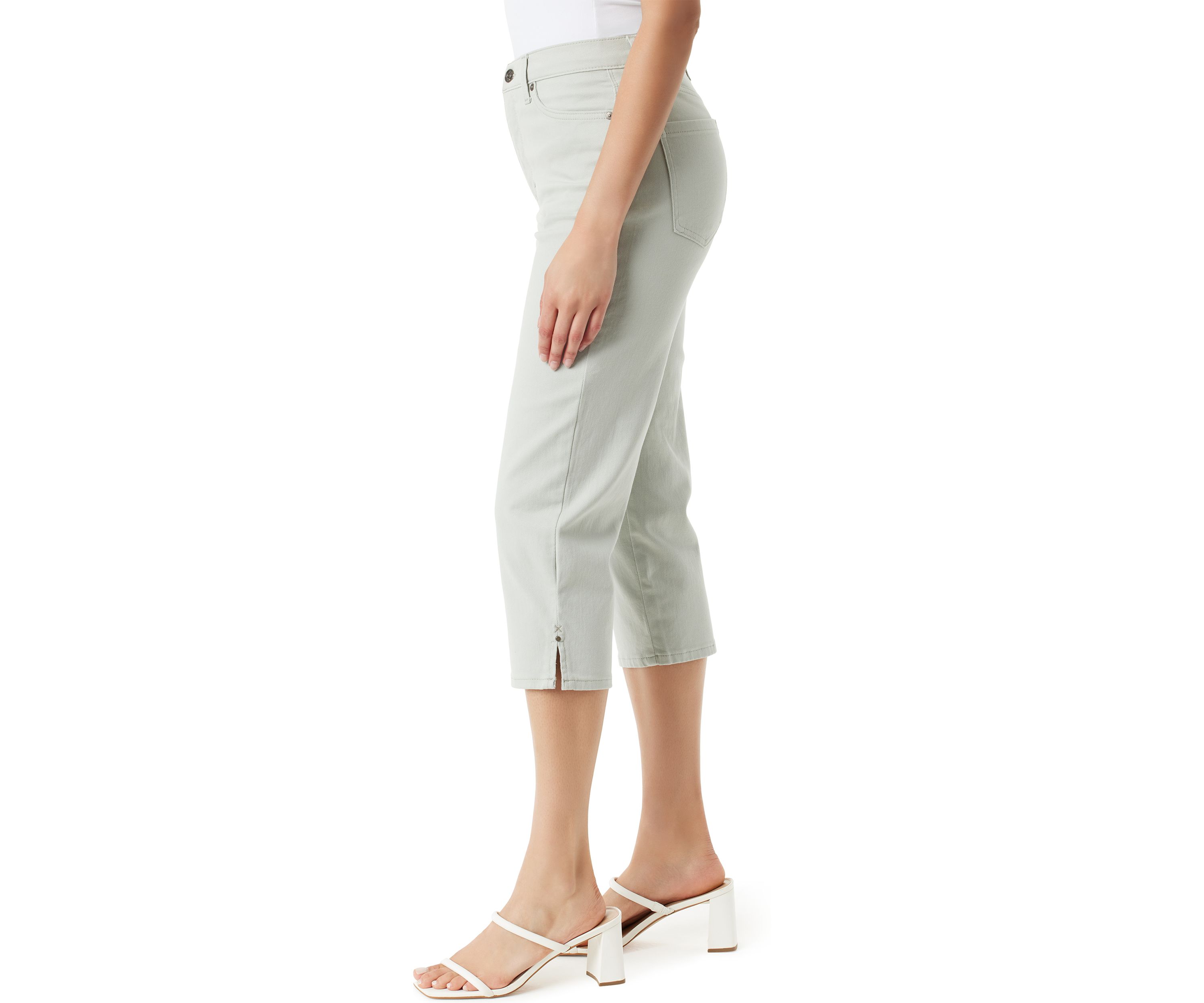 Petite Amanda Capri Pants