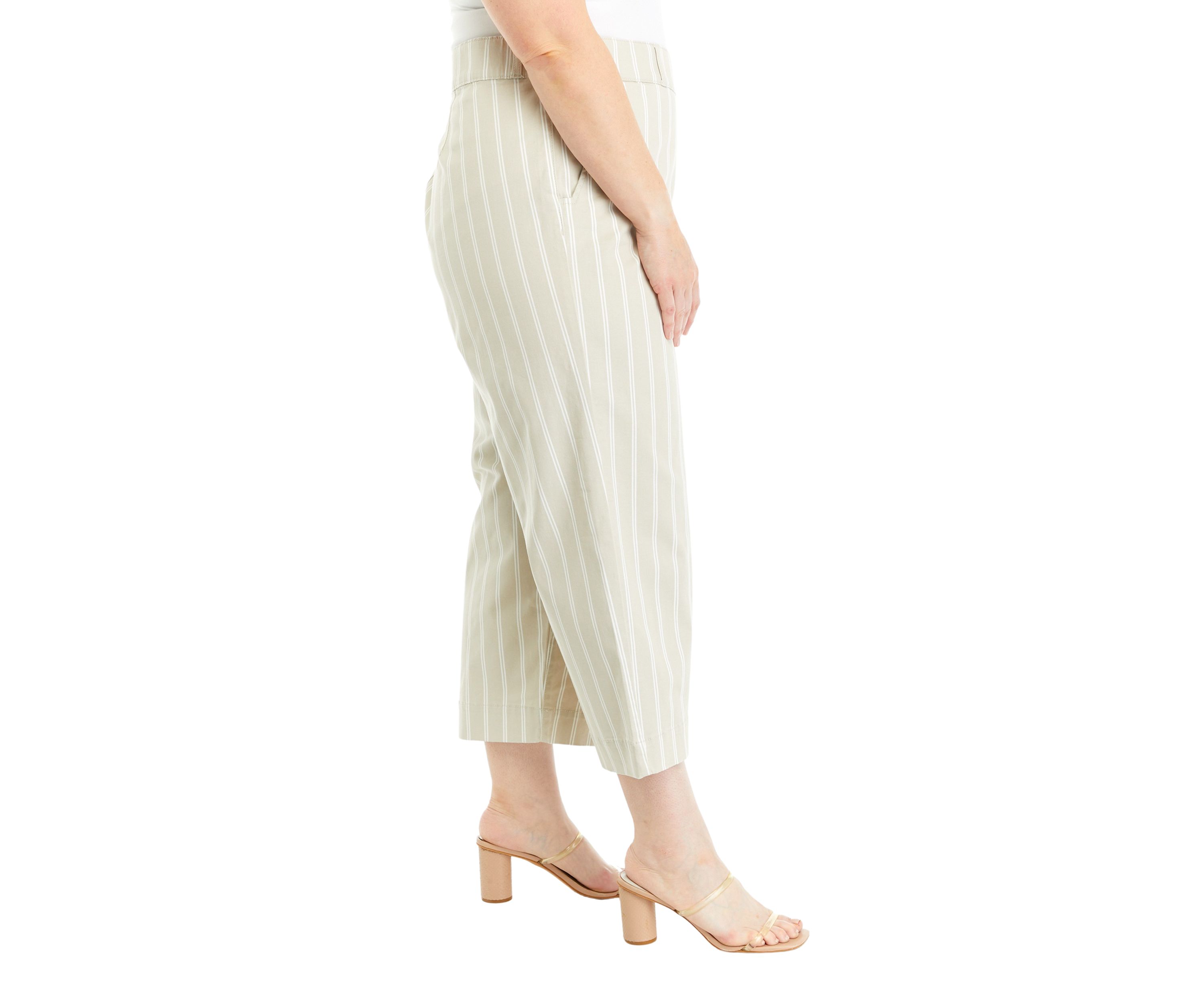 Plus Size Striped Wide Leg Cropped Pants