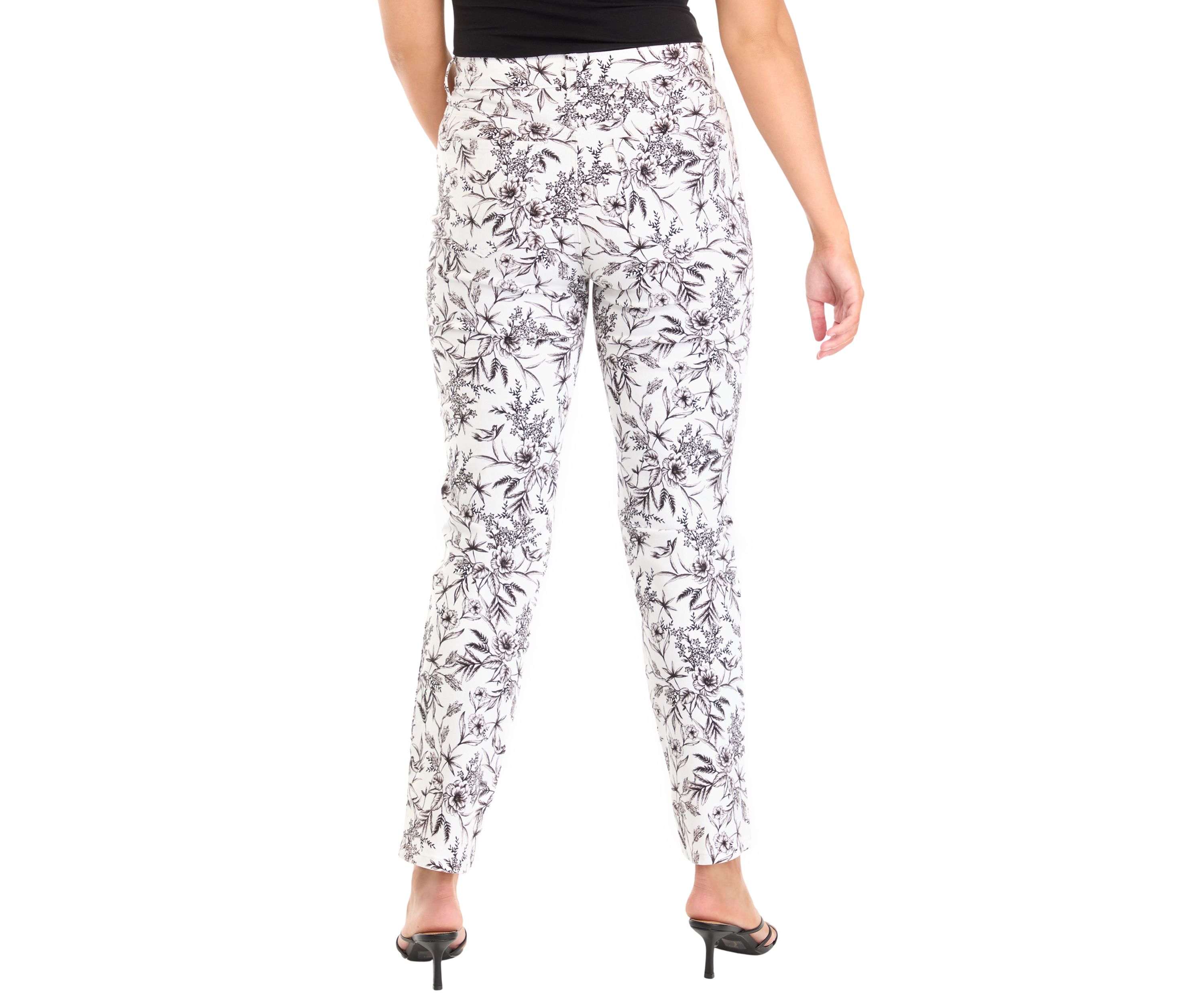 Womens Amanda Classic Jeans 