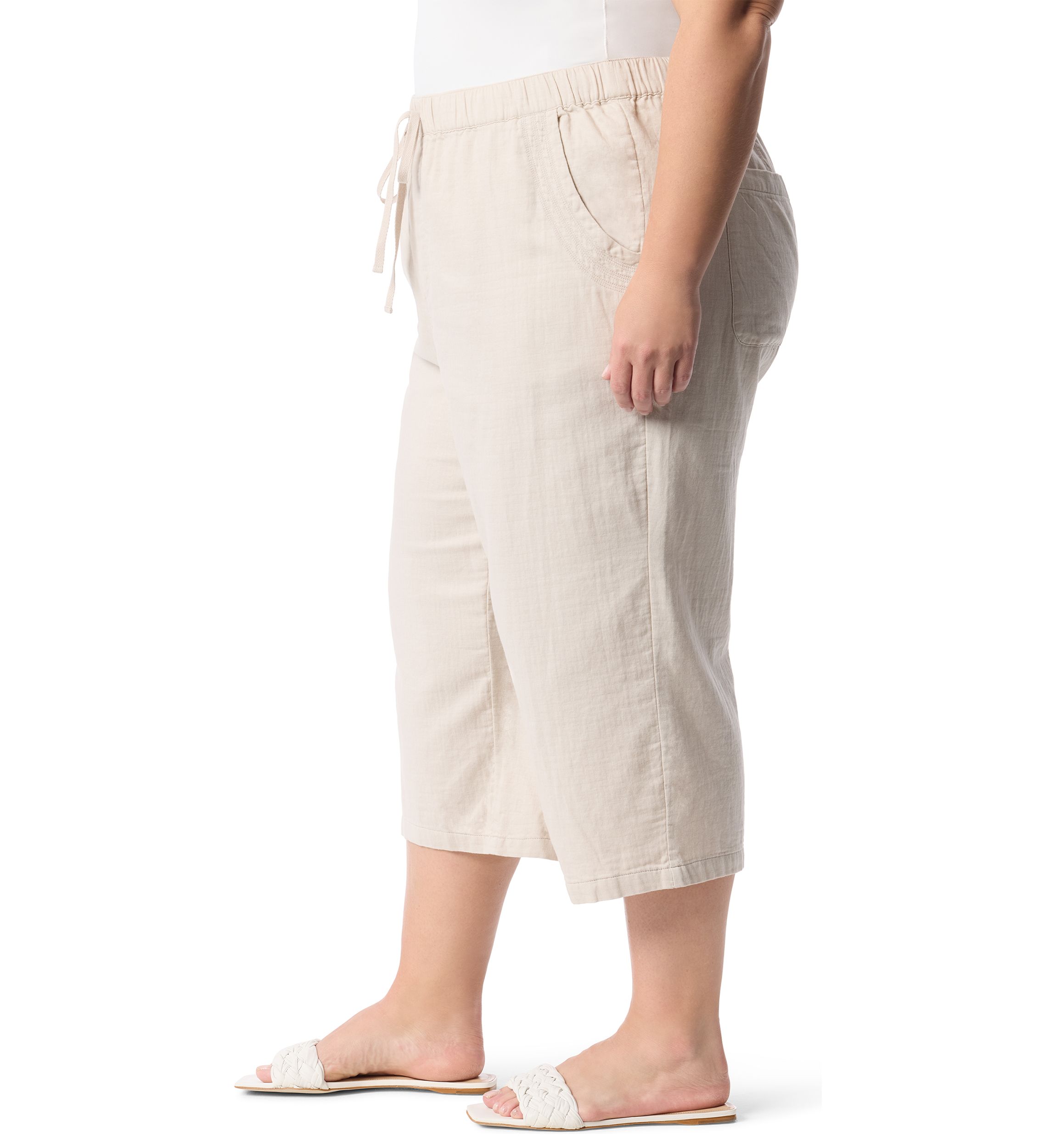 Plus Size Soft Dobby Wide Leg Capri Pants