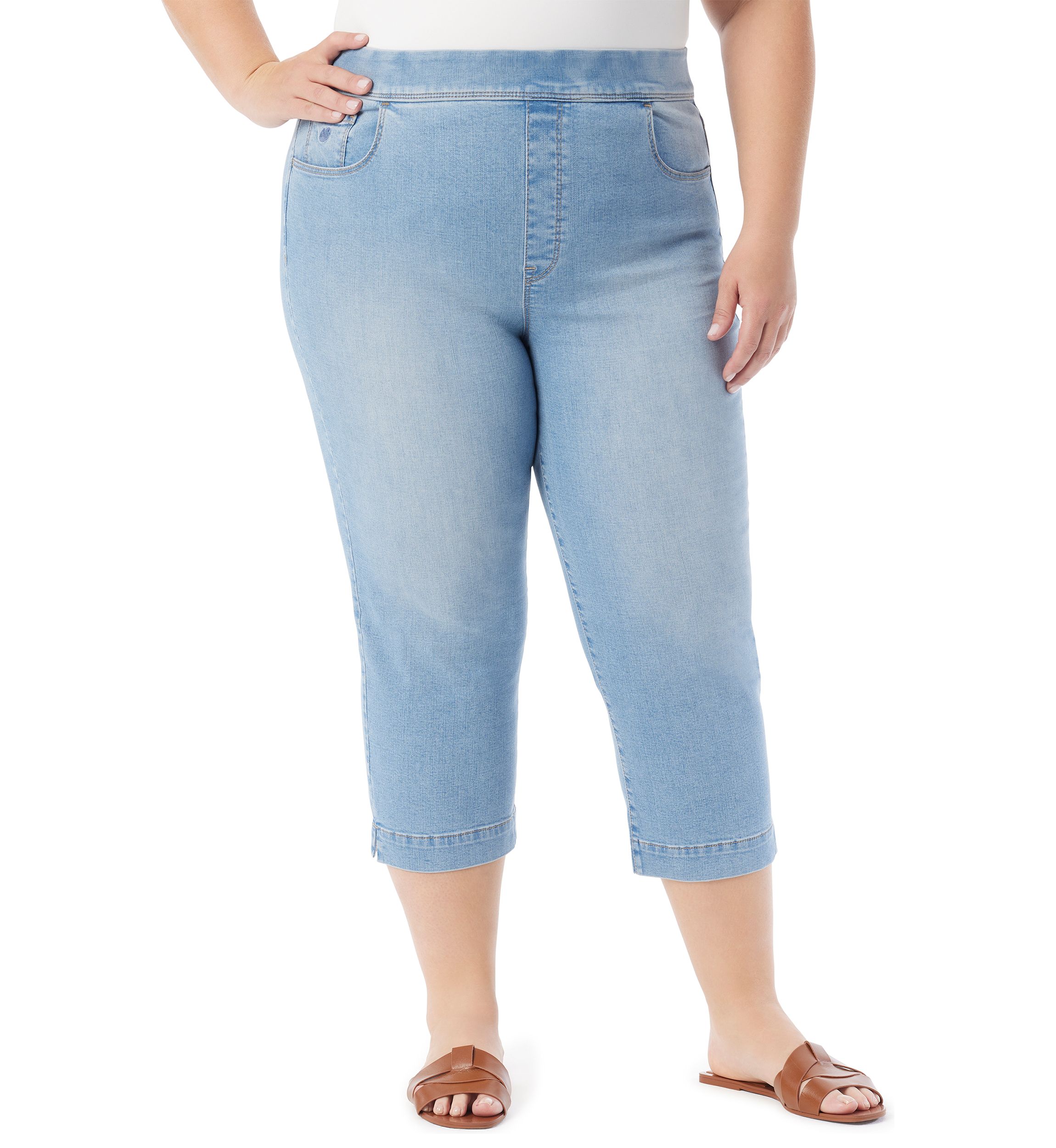 Plus Size Amanda Pull On Capri Pants 