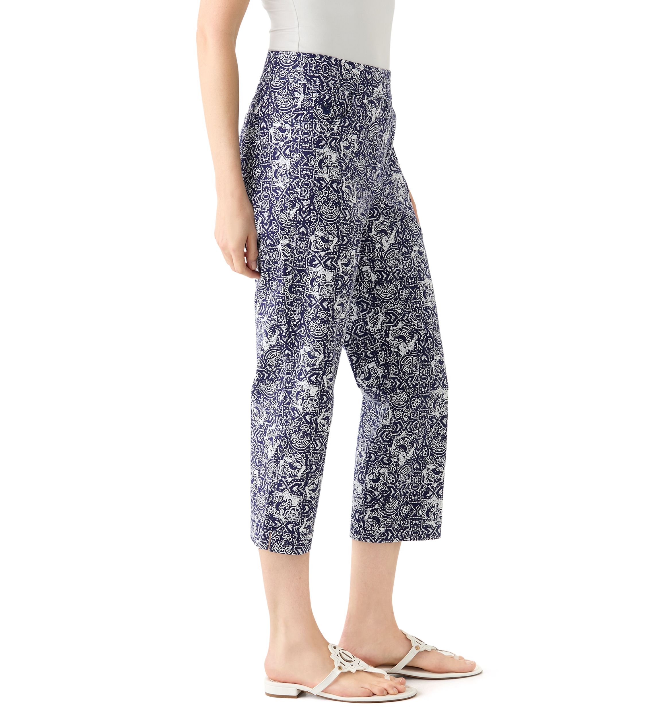 Womens Amanda Printed Pull On Capri Pants