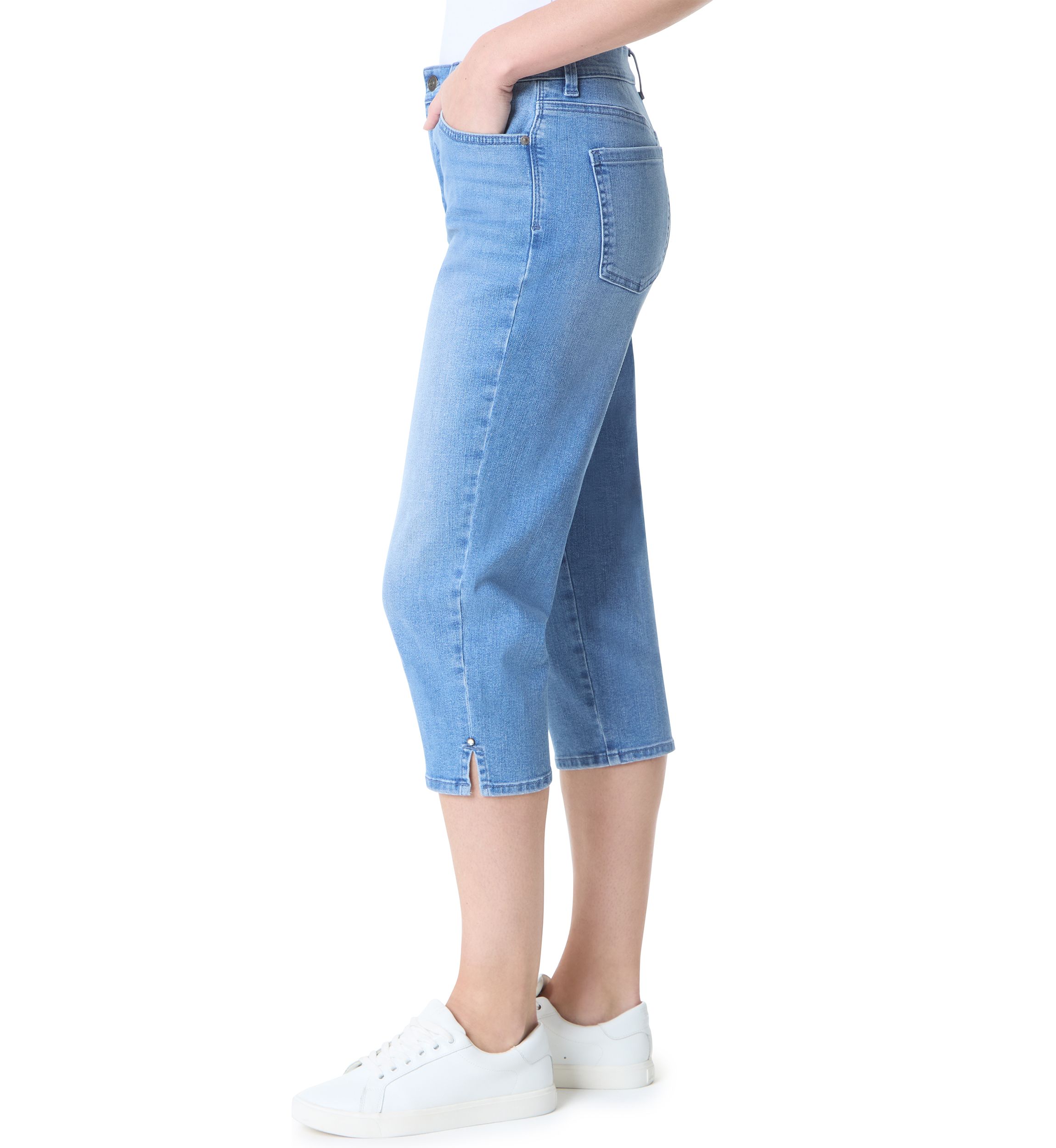 Petite Amanda Capri Pants