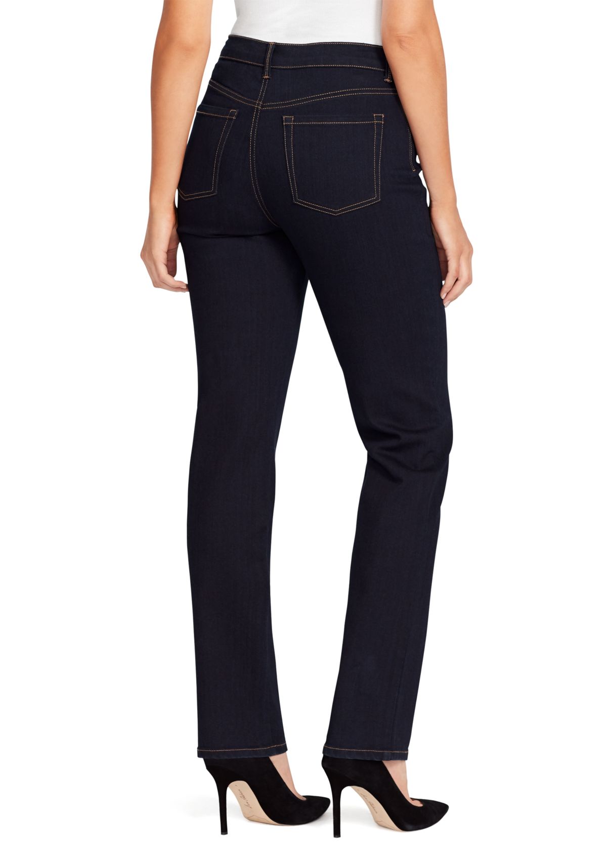 Amanda Classic Fit Jeans