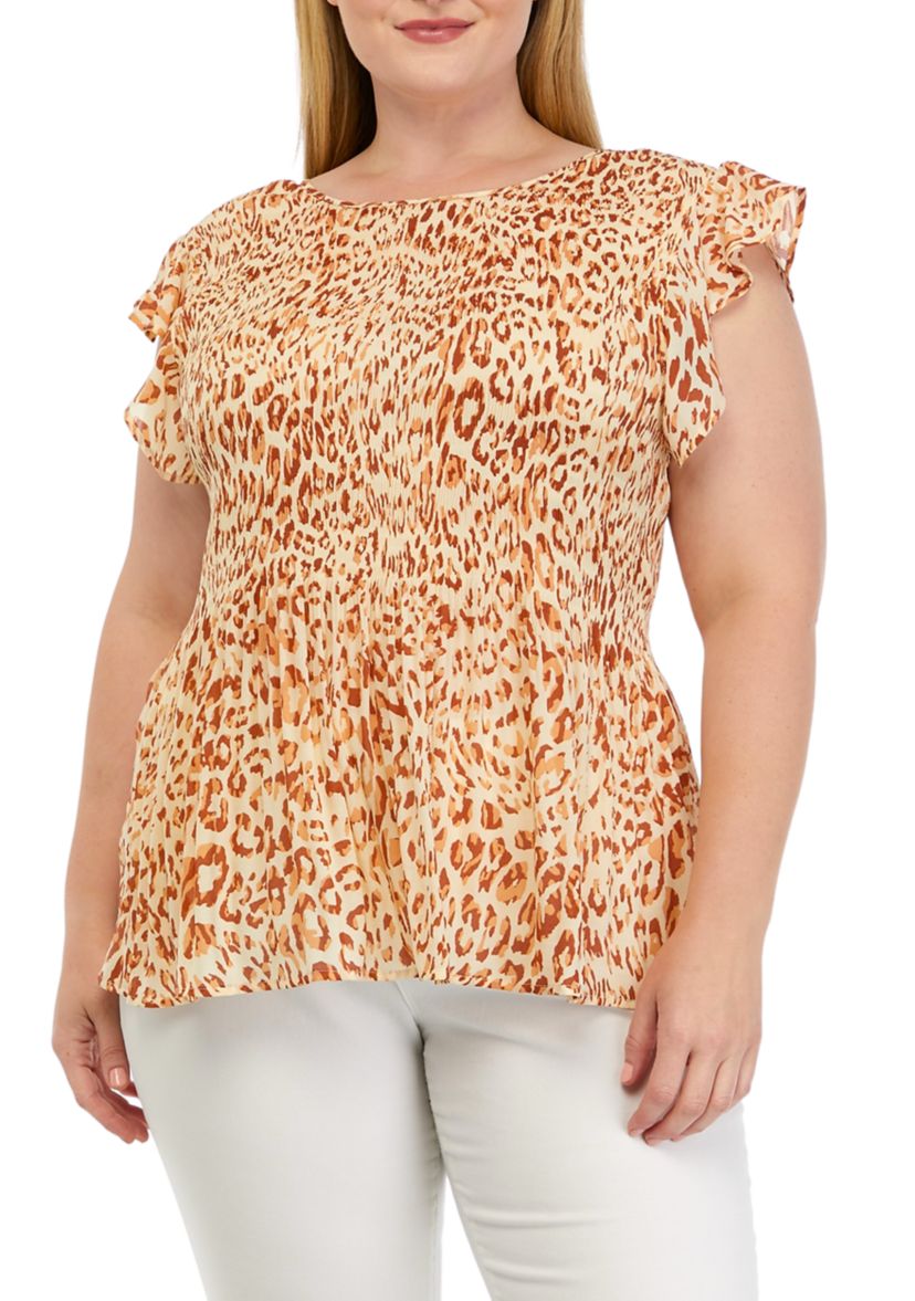 Plus Size Ruffle Sleeve Pleater Top